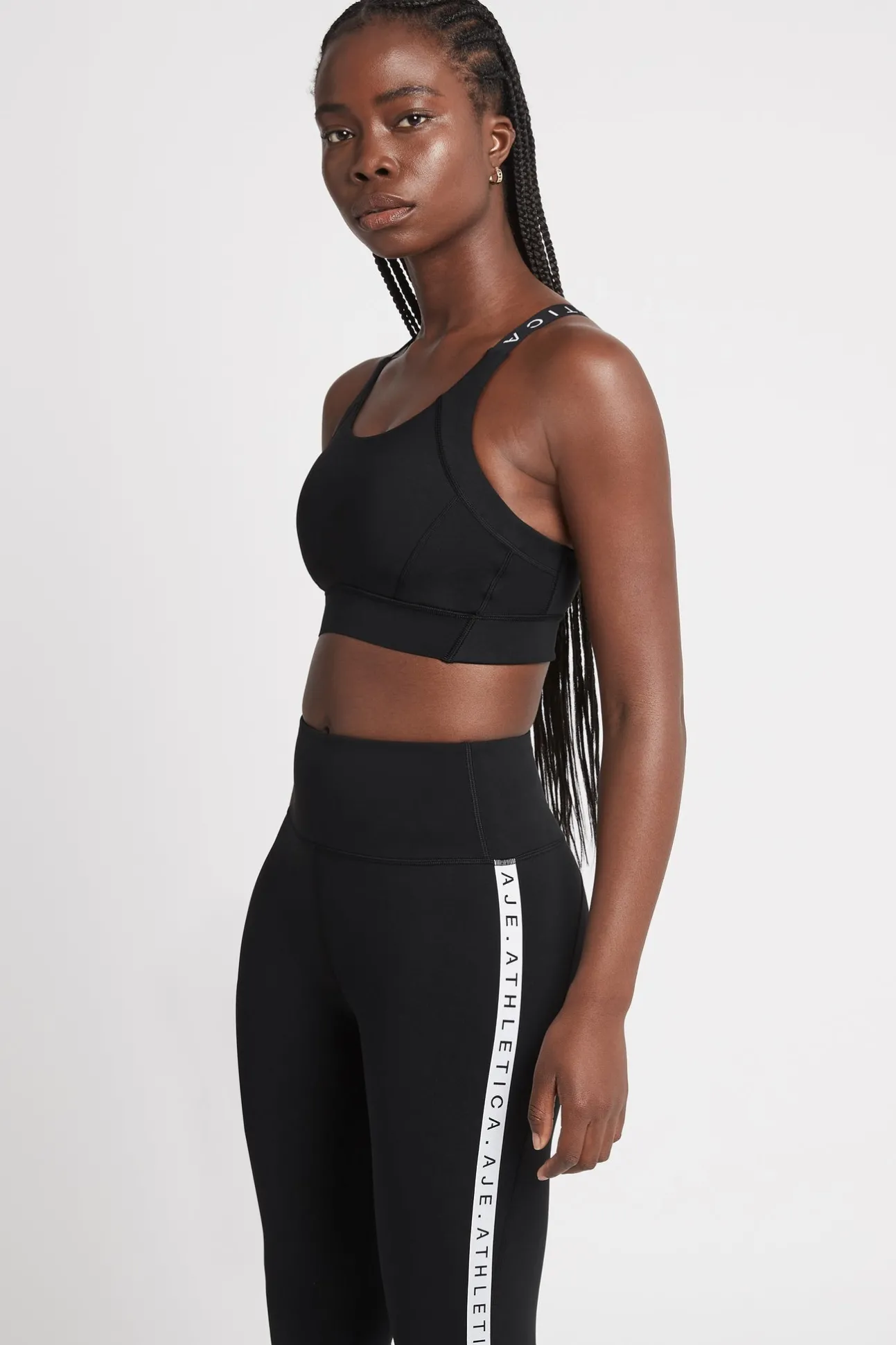 adjustable_strap_logo_tap_2-1.webp Adjustable Strap Logo Tape Sports Bra 321