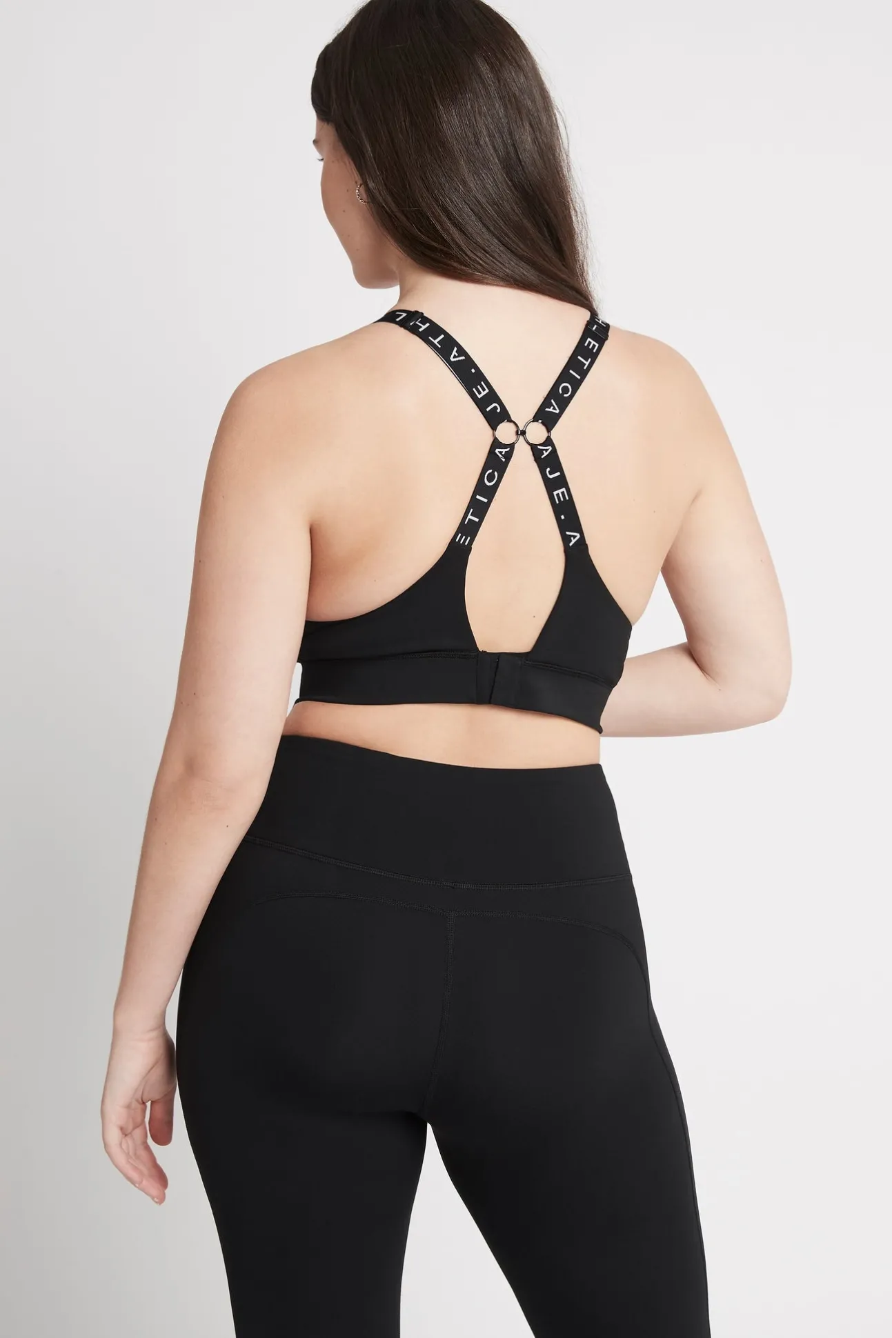 adjustable_strap_logo_tap_8-1.webp Adjustable Strap Logo Tape Sports Bra 321