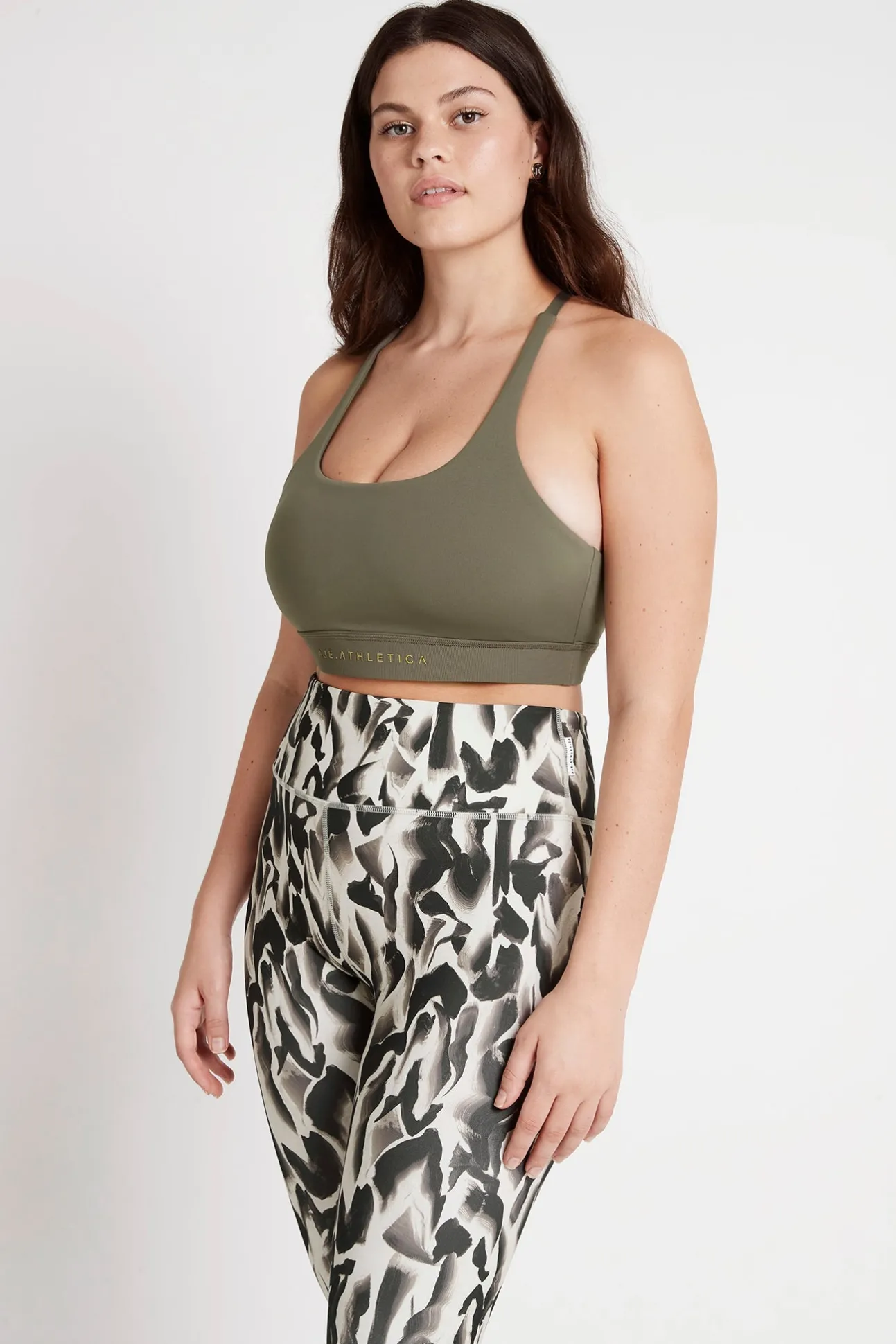 adjustable_strap_ribbed_c_7.webp Adjustable Strap Ribbed Cross Back Sports Bra 322