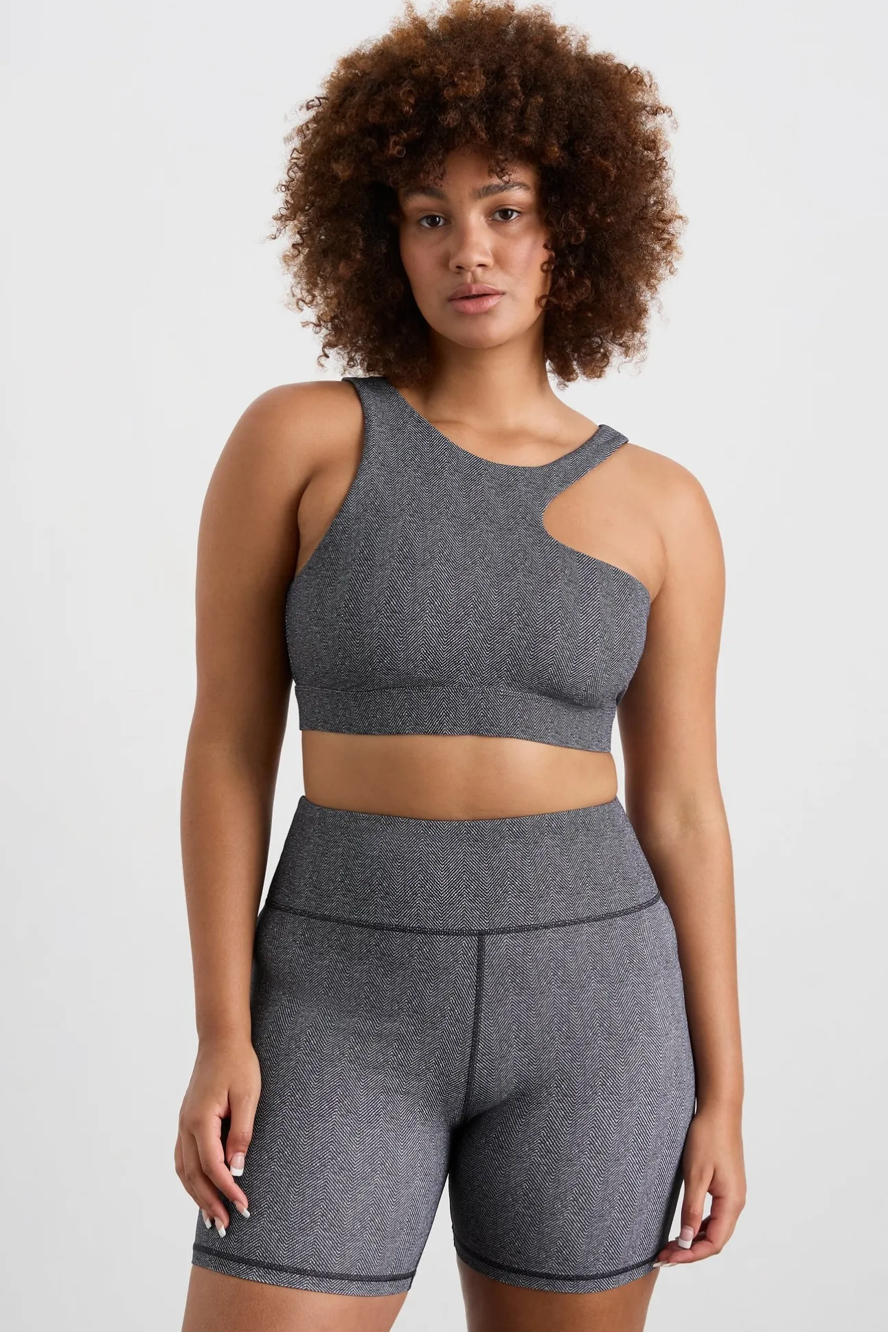 asymmetric_racer_sports_b_10.webp Asymmetric Racer Sports Bra 382
