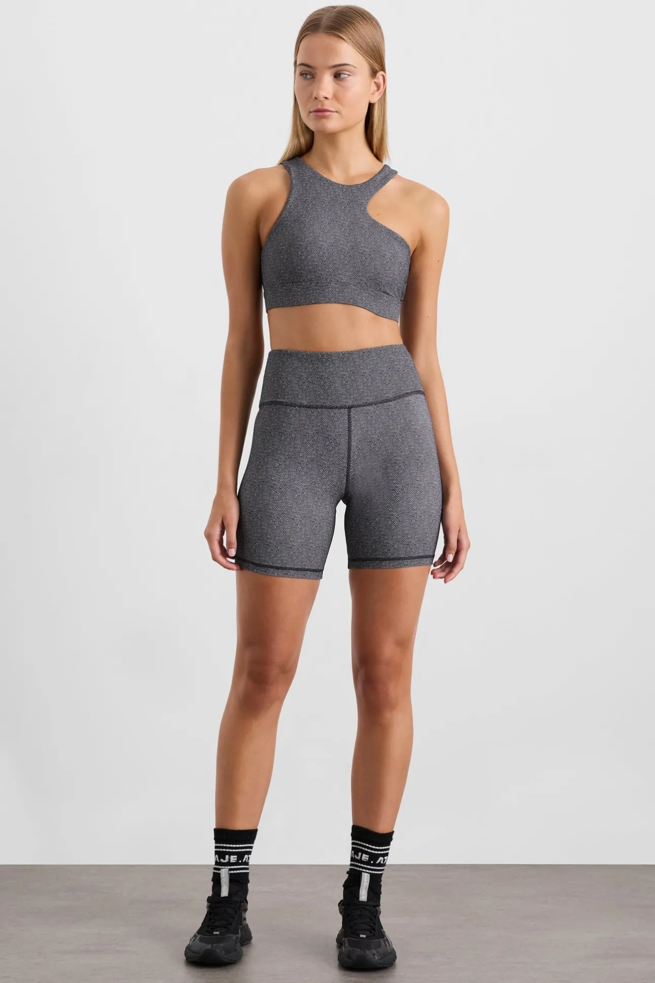 asymmetric_racer_sports_b_2.webp Asymmetric Racer Sports Bra 382