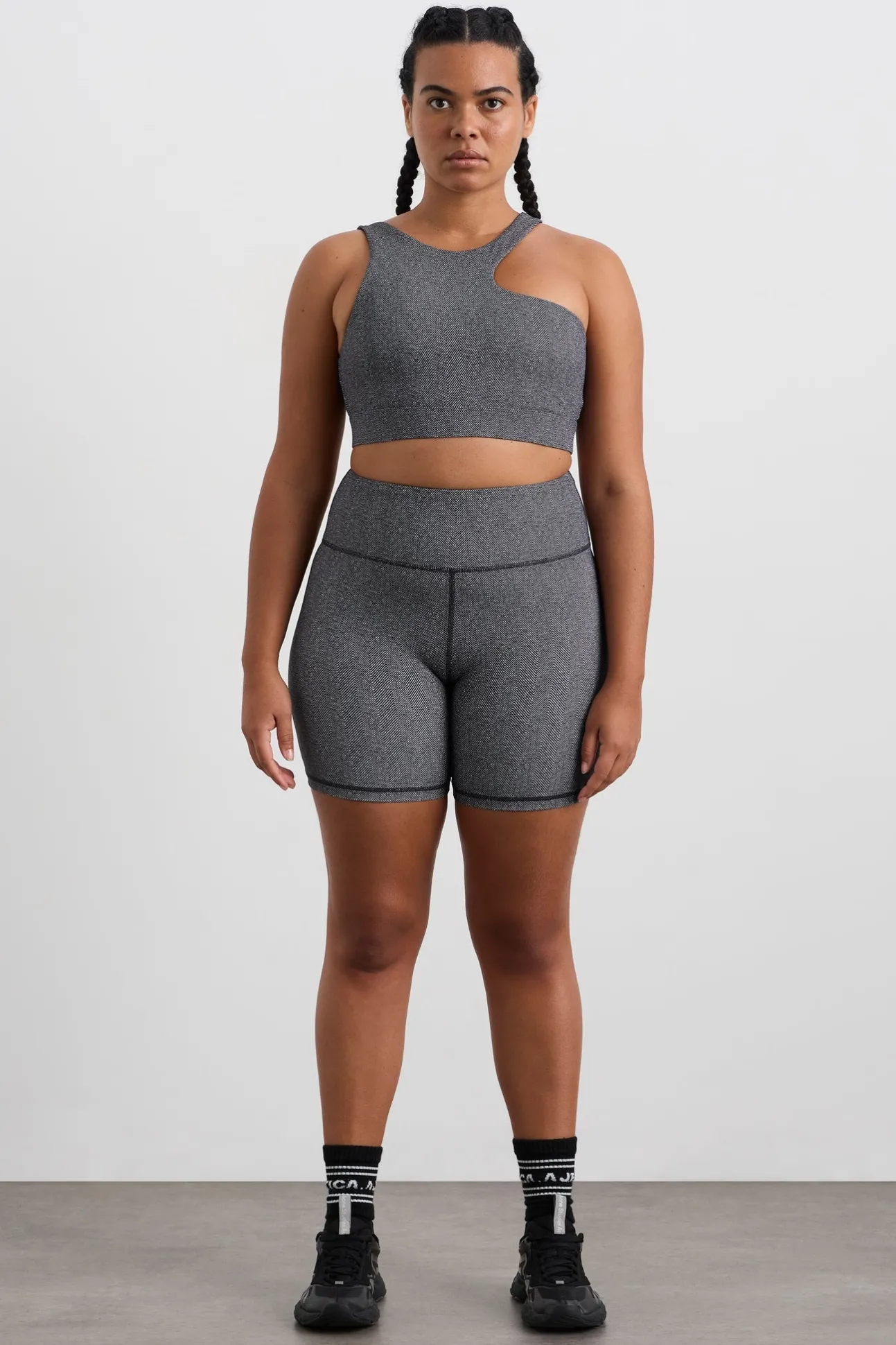 asymmetric_racer_sports_b_6.webp Asymmetric Racer Sports Bra 382