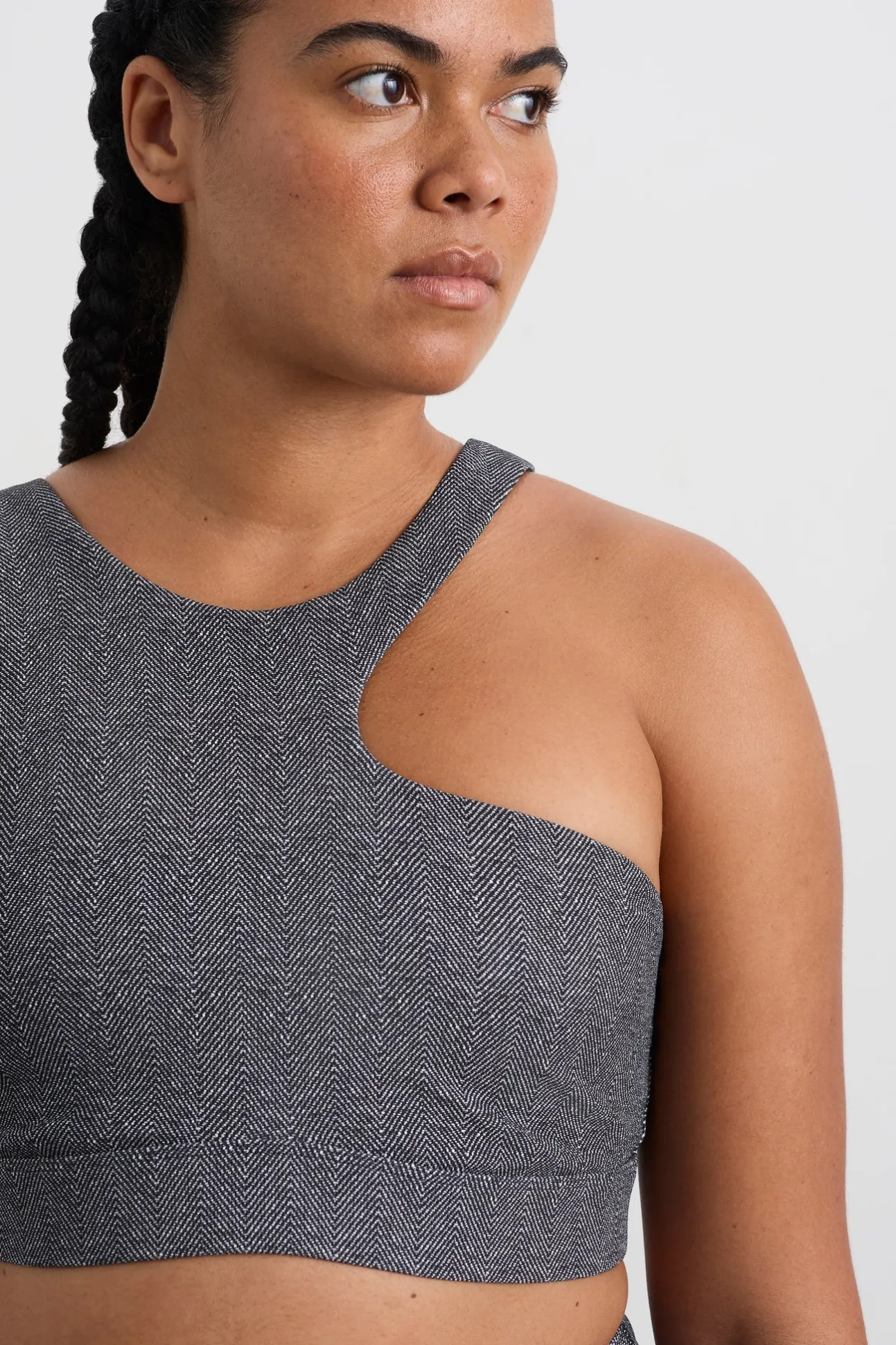 asymmetric_racer_sports_b_7.webp Asymmetric Racer Sports Bra 382