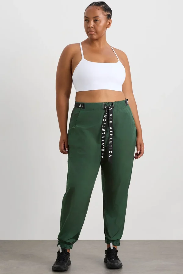 Belted Windbreak Pant 502