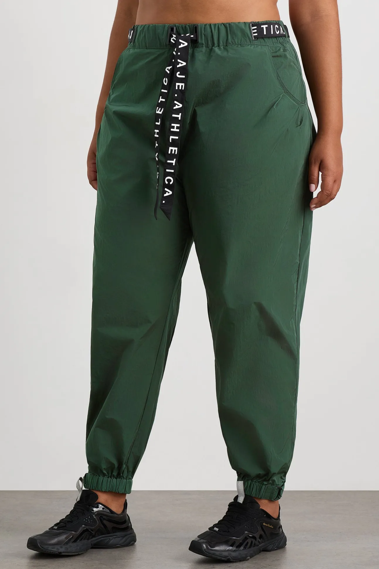 belted_windbreak_pant__12-1.webp Belted Windbreak Pant 502