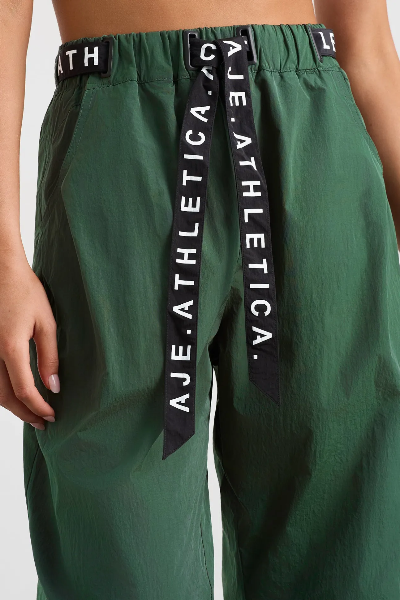 belted_windbreak_pant__3-1.webp Belted Windbreak Pant 502