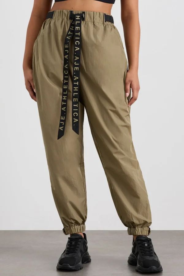 Belted Windbreak Pant 502
