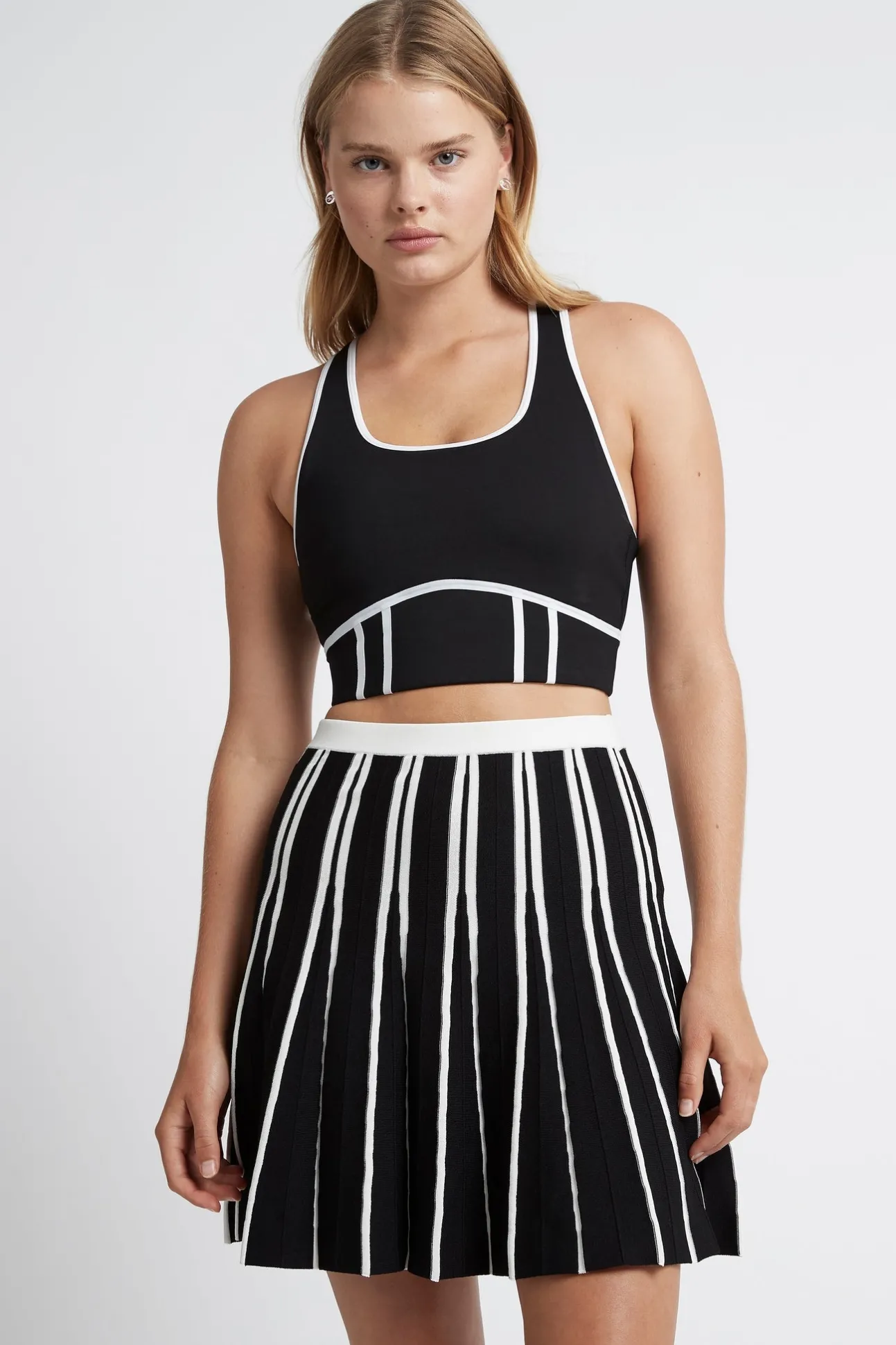 bonded_seam_training_spor_0-1.webp Bonded Seam Training Sports Bra 310