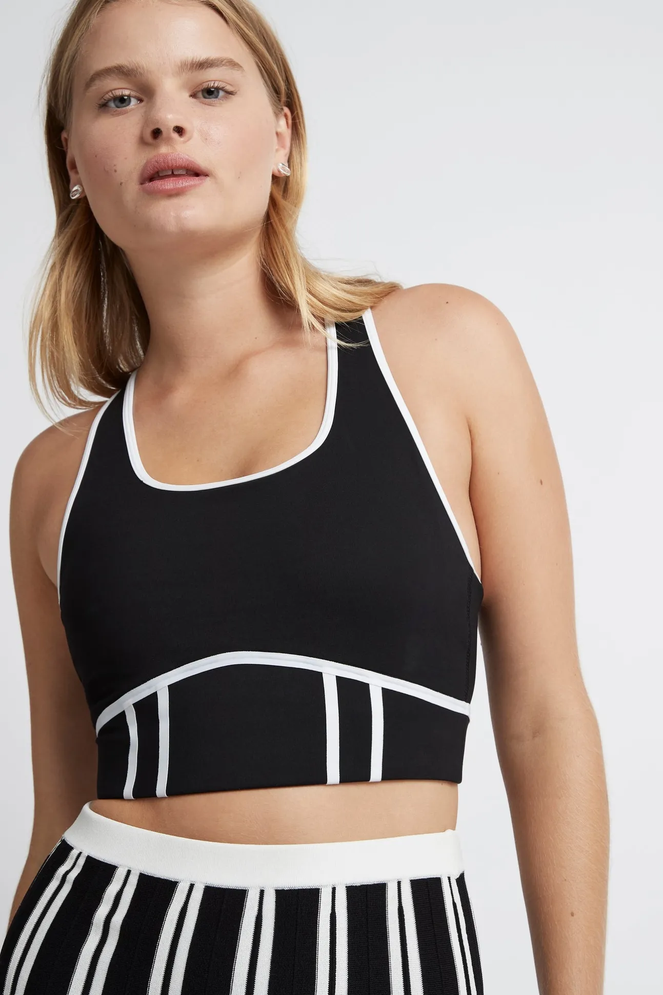 bonded_seam_training_spor_2-1.webp Bonded Seam Training Sports Bra 310