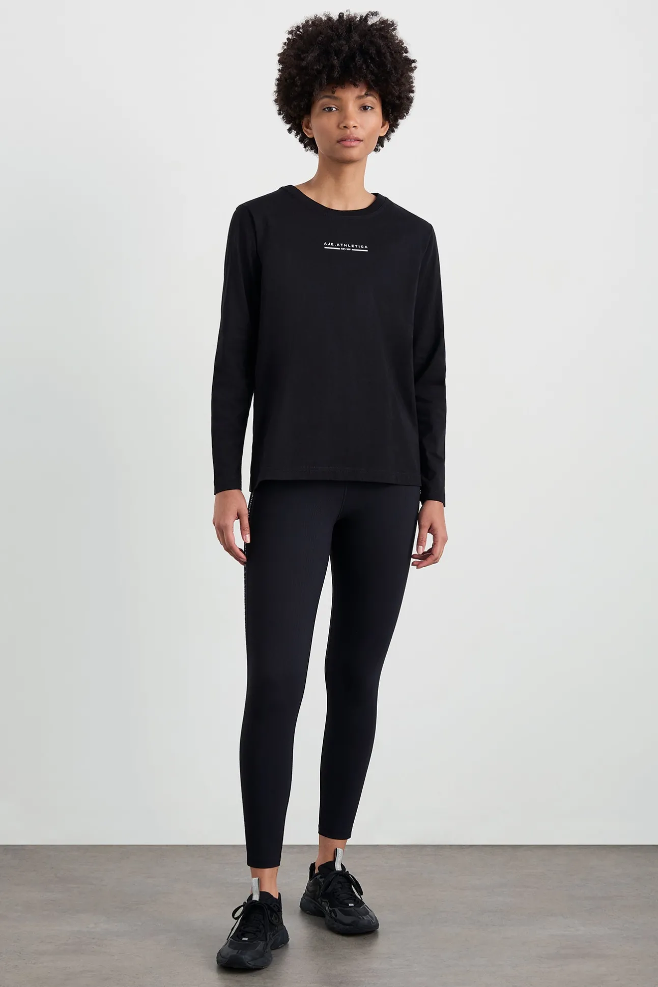 boyfriend_long_sleeve_tee_2.webp Boyfriend Long Sleeve Tee 127