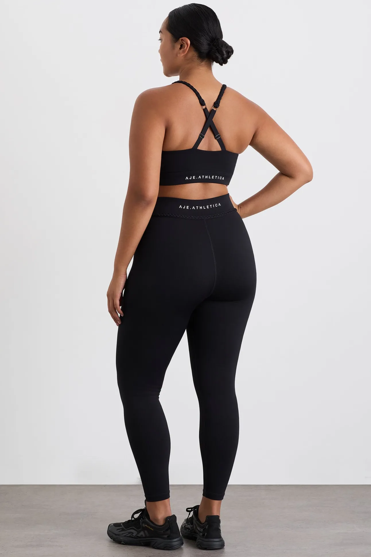 braided_crossback_bra__9.webp Braided Crossback Bra 344