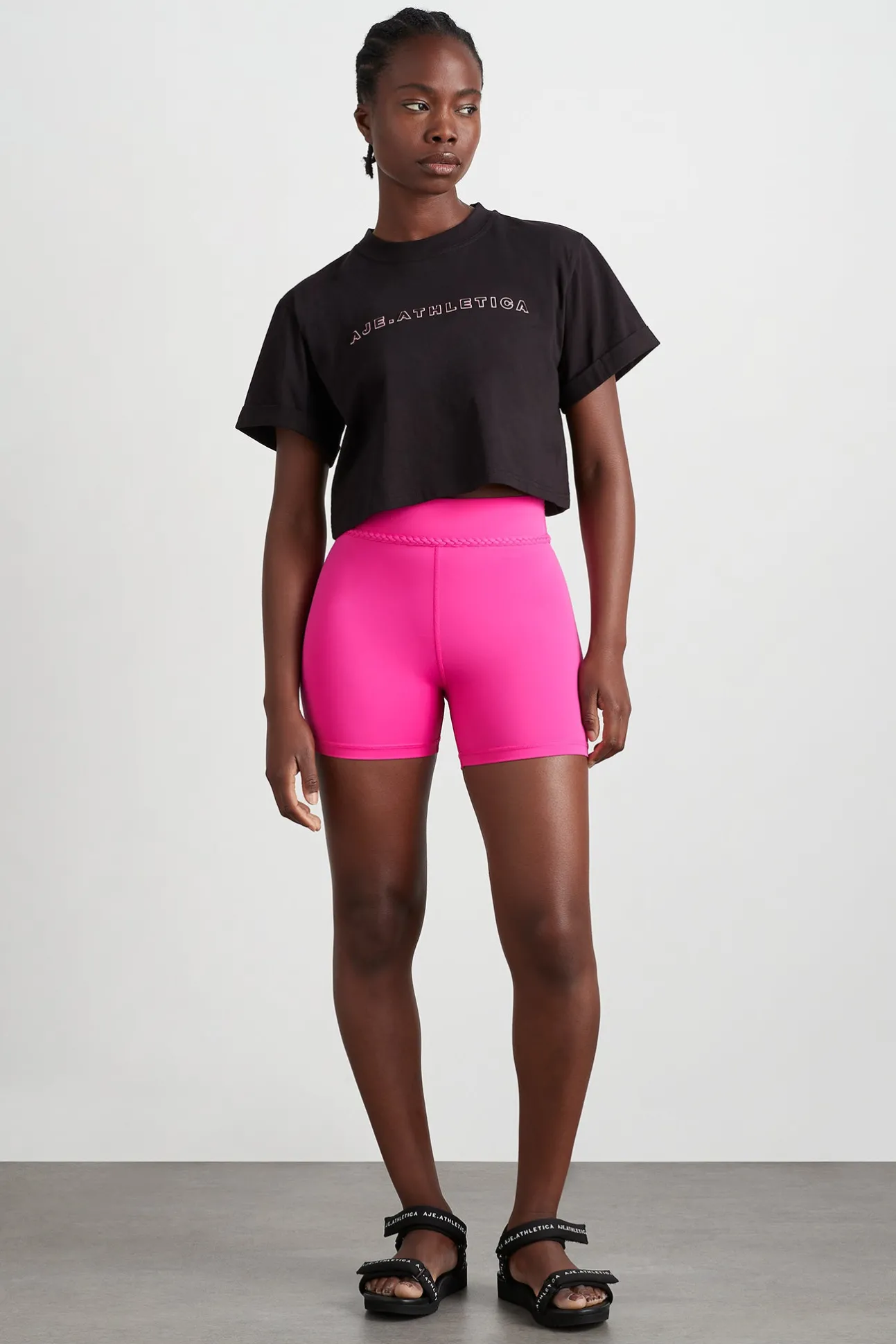 braided_shorts__0-1.webp Braided Shorts 630