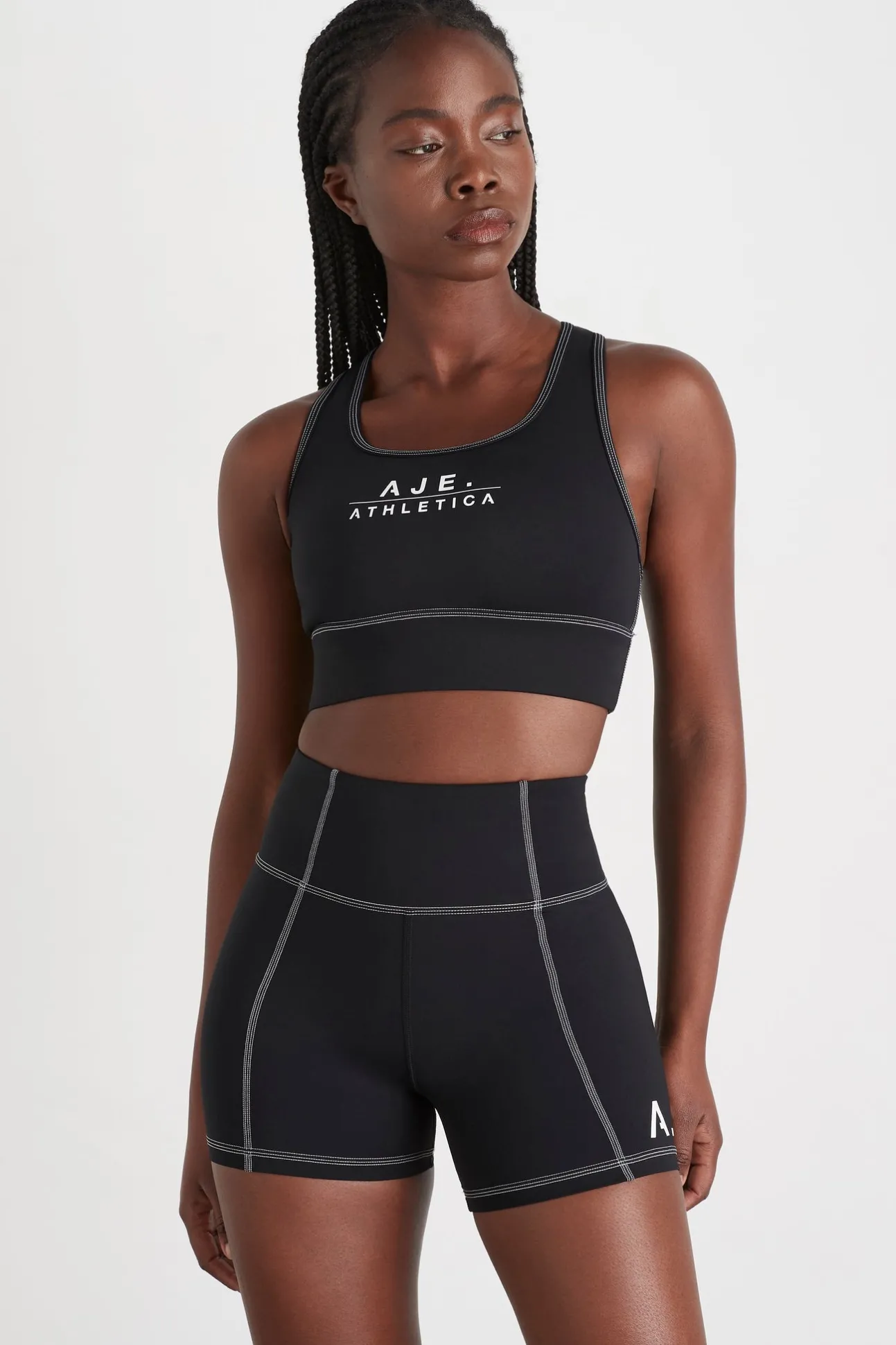 classic_logo_racerback_sp_0.webp Classic Logo Racerback Sports Bra 304