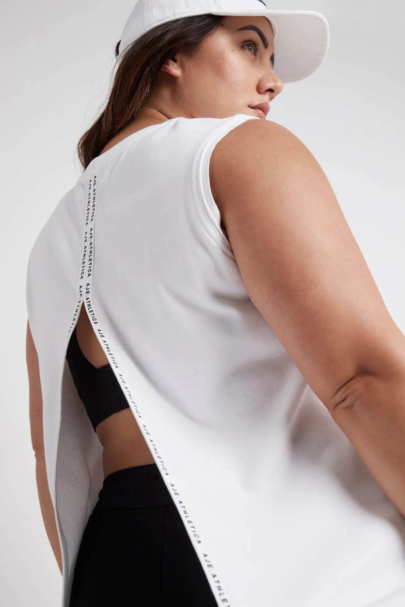 classic_logo_split_back_t_13.webp Classic Logo Split Back Tank 111