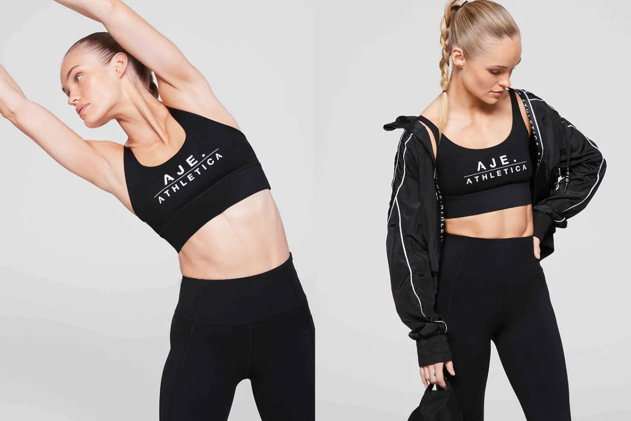 classic_logo_sports_bra__17.webp Classic Logo Sports Bra 303