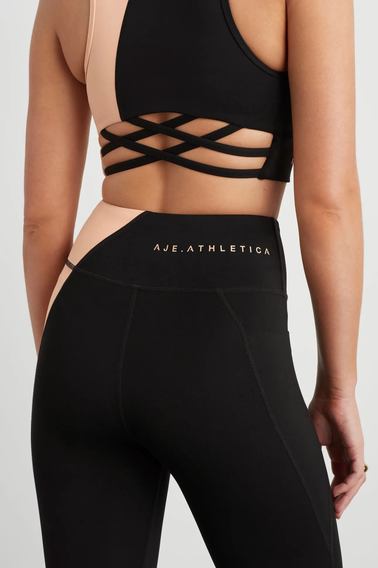 colour_block_crop_top__3.webp Colour Block Crop Top 336
