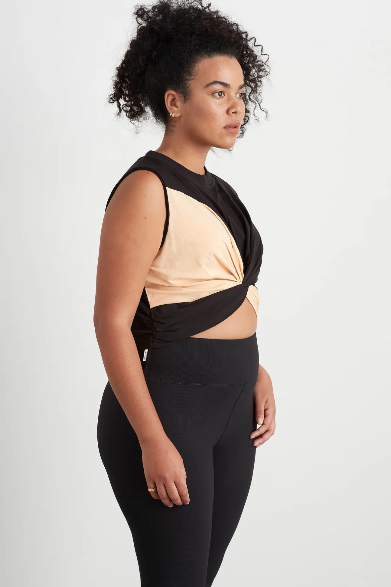 colour_block_twist_tank__11.webp Colour Block Twist Tank 130