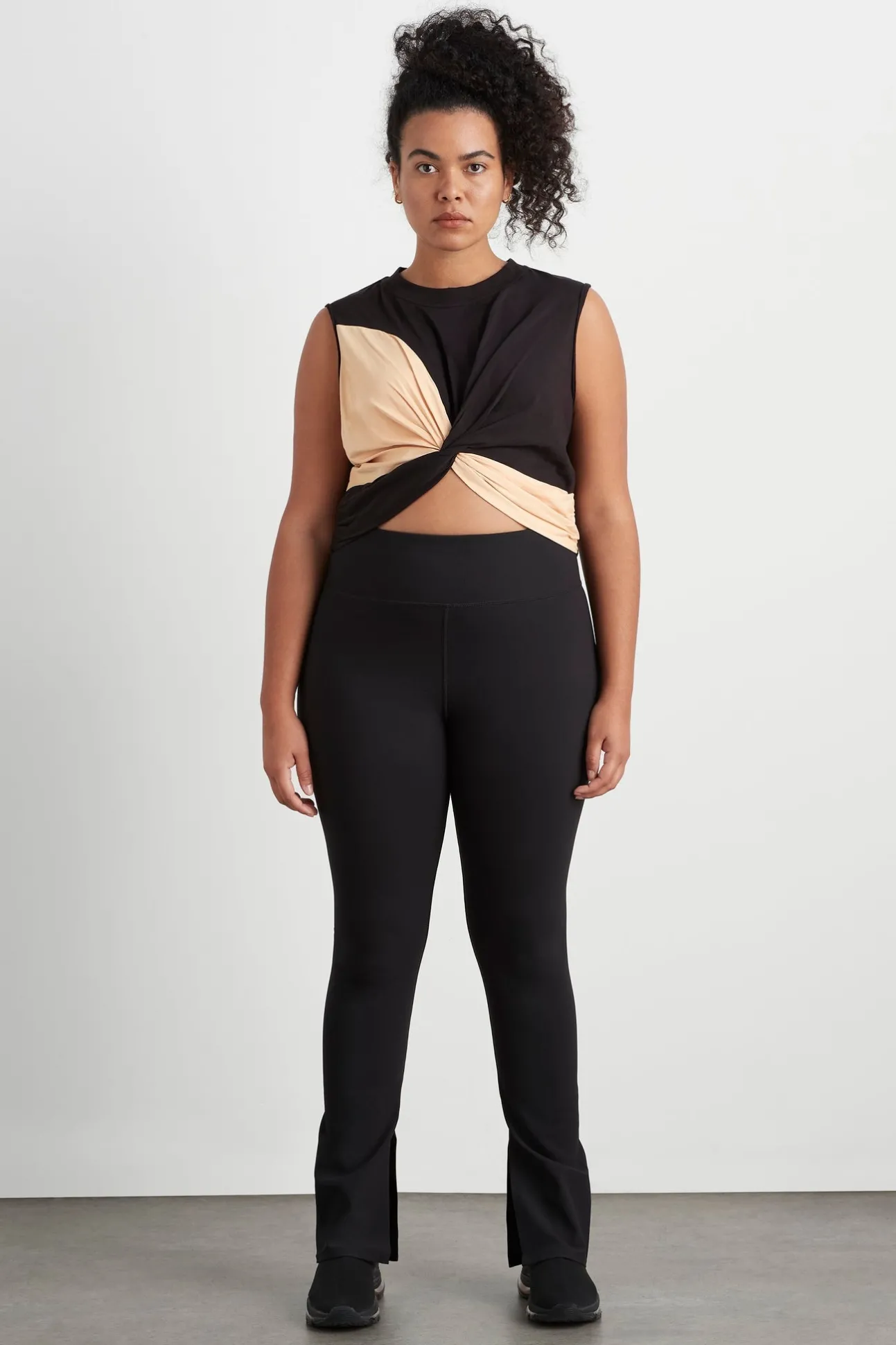 colour_block_twist_tank__12.webp Colour Block Twist Tank 130