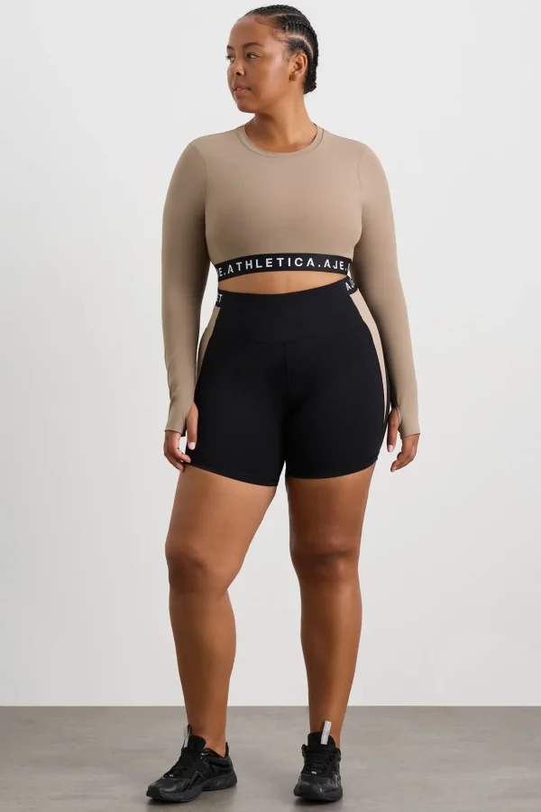 Contrast Layered Crop Top 380