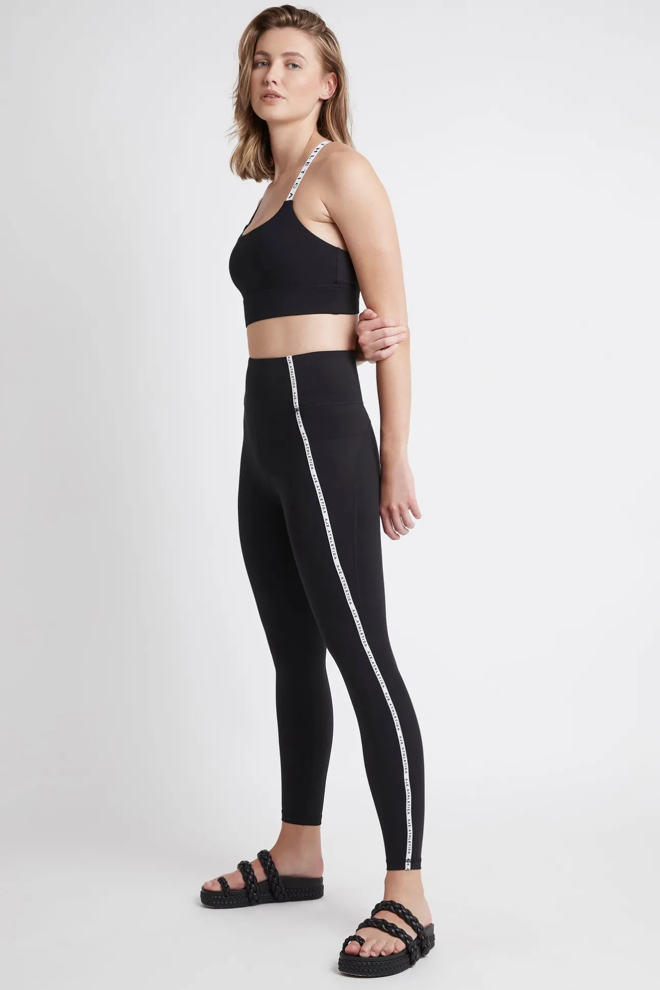contrast_logo_full_length_0-1.webp Contrast Logo Full Length Legging 203