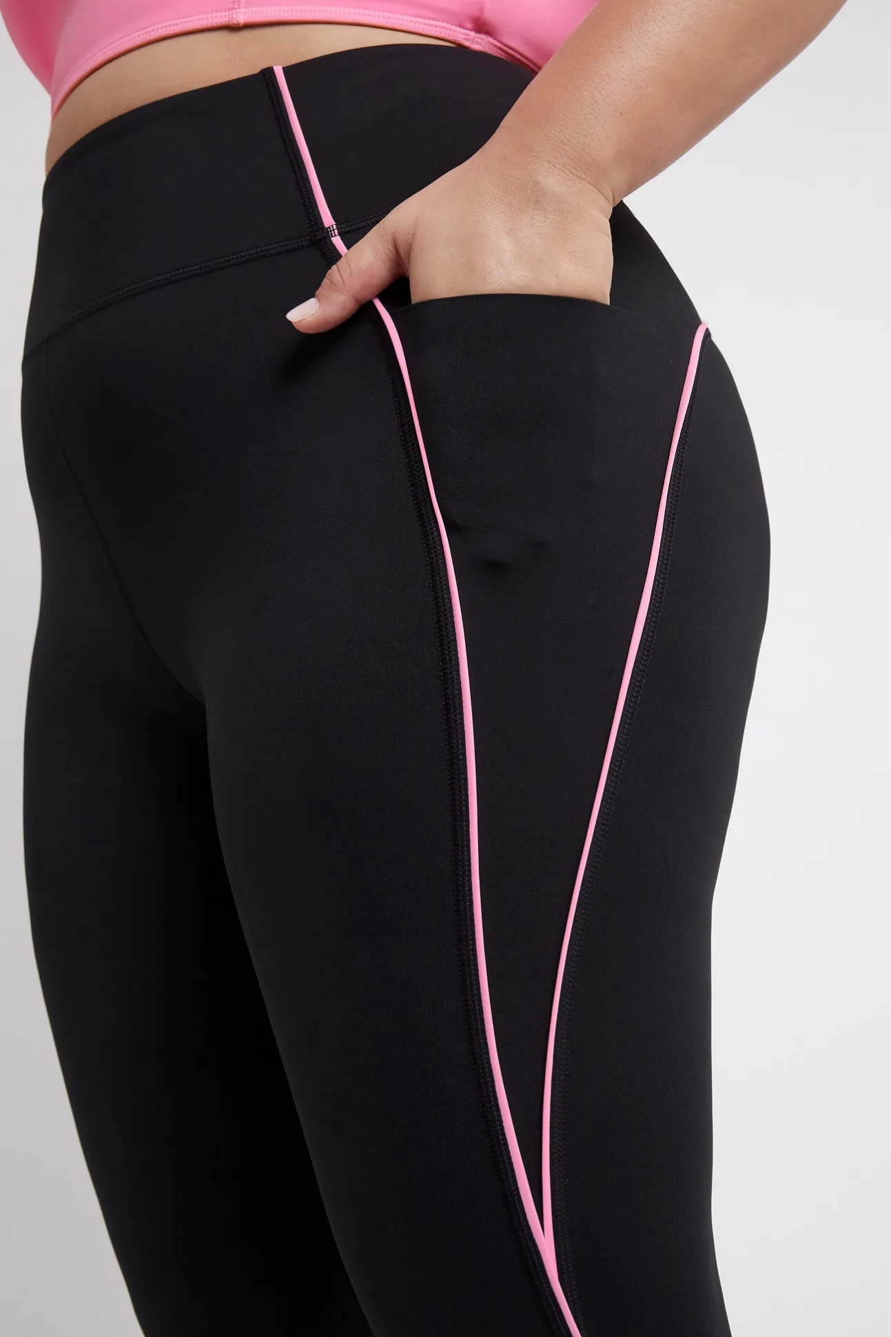 contrast_logo_full_length_13.webp Contrast Logo Full Length Legging 203
