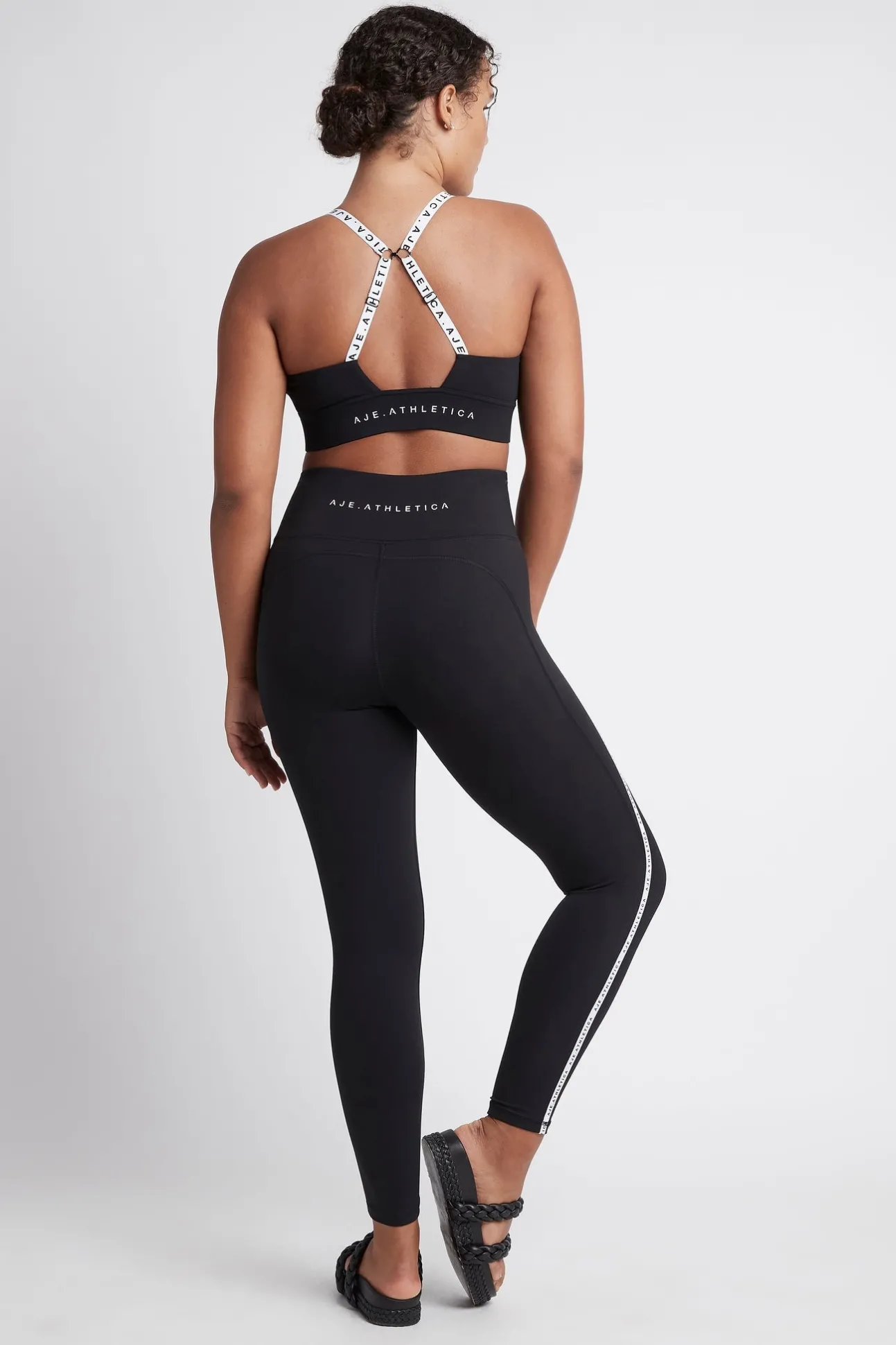 contrast_logo_full_length_8-1.webp Contrast Logo Full Length Legging 203