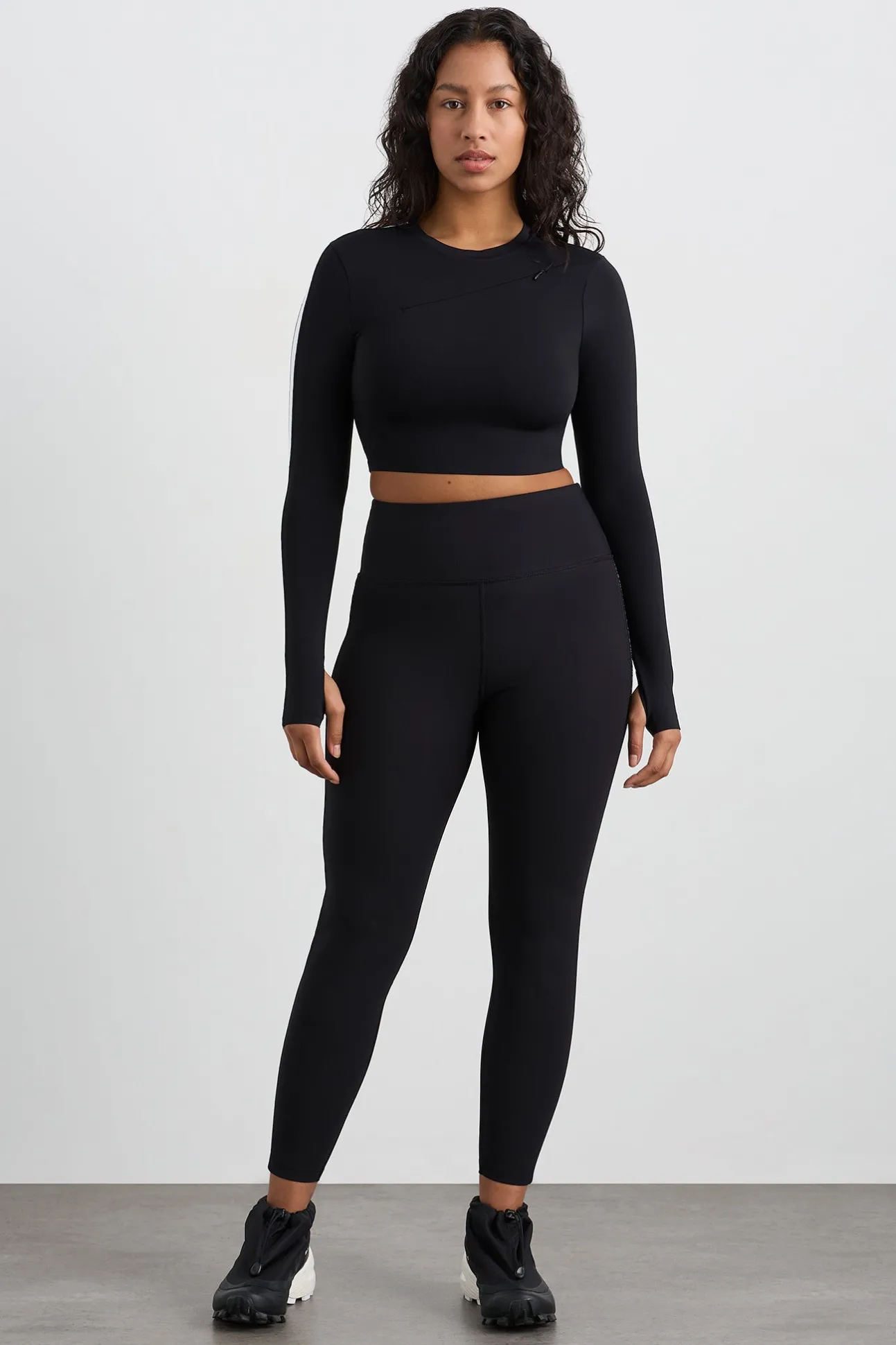 contrast_long_sleeve_crop_7.webp Contrast Long Sleeve Crop Top 389