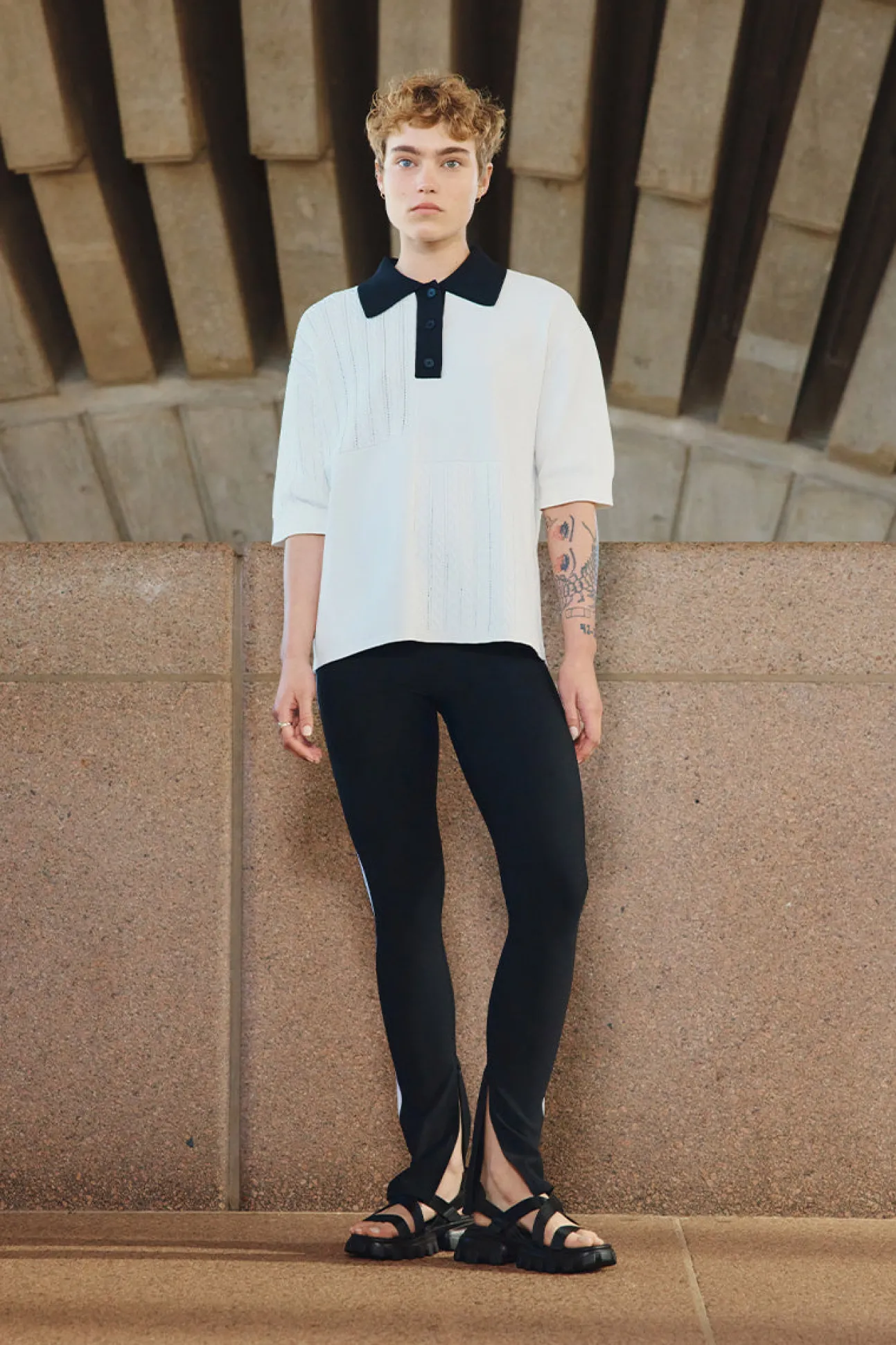 contrast_split_hem_leggin_16.webp Contrast Split Hem Legging 205