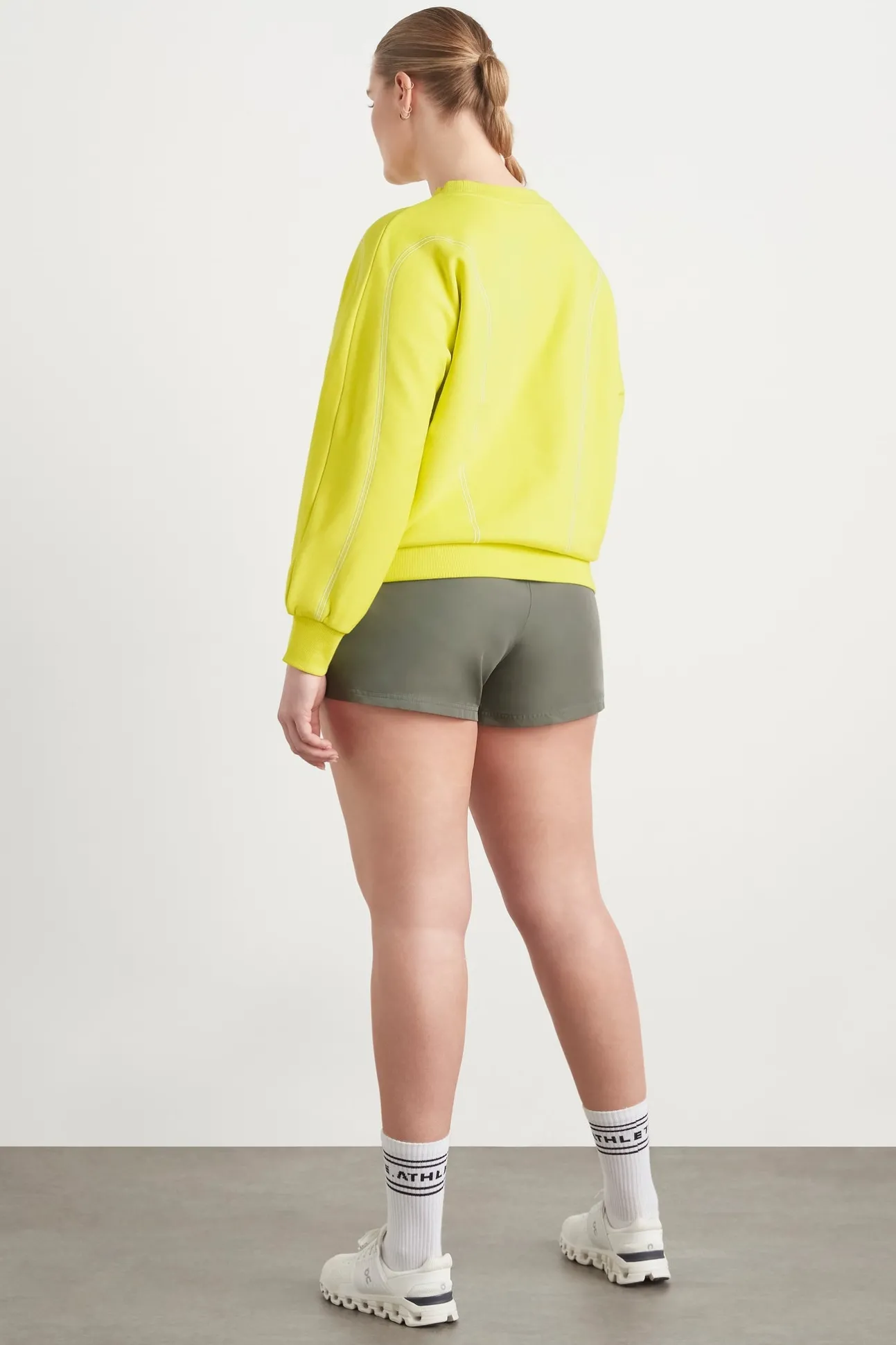 contrast_stitch_crew_jump_14.webp Contrast Stitch Crew Jumper 419