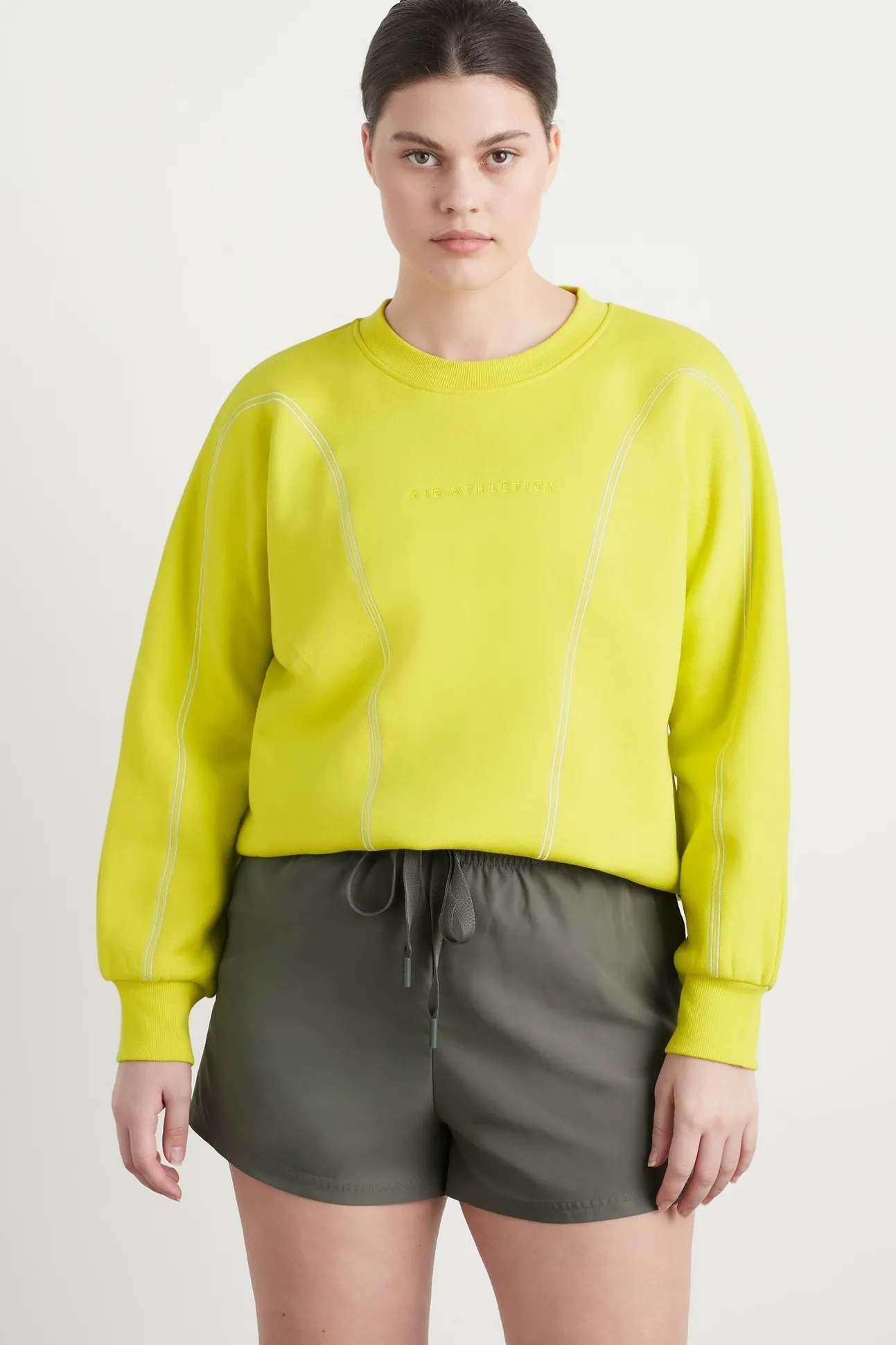 contrast_stitch_crew_jump_5.webp Contrast Stitch Crew Jumper 419