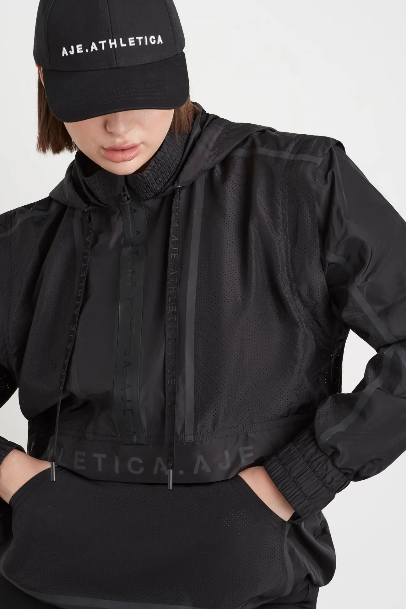 convertible_windbreaker_j_16-1.webp Convertible Windbreaker Jacket 701