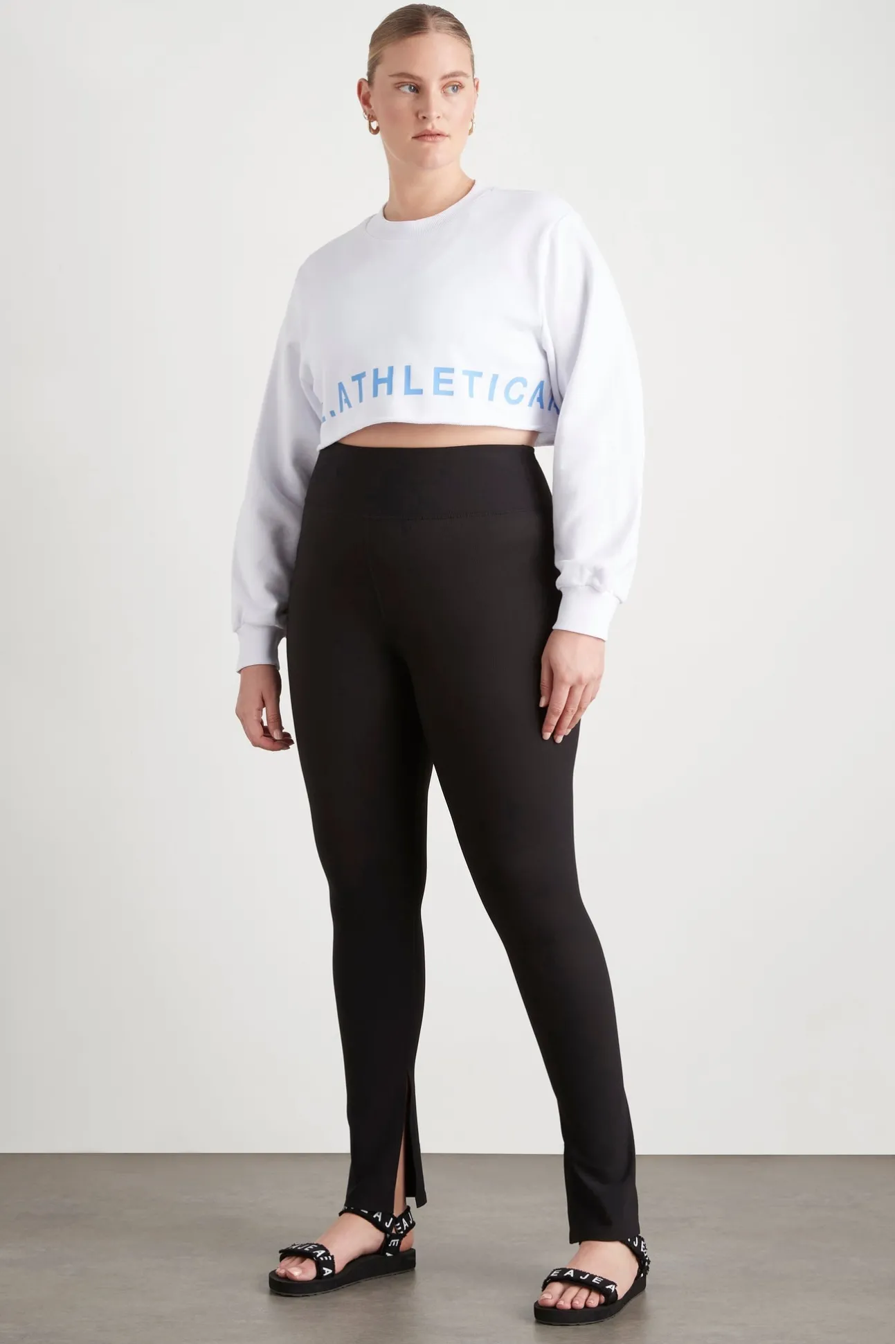 crop_cut_out_crew_jumper__11.webp Crop Cut Out Crew Jumper 416