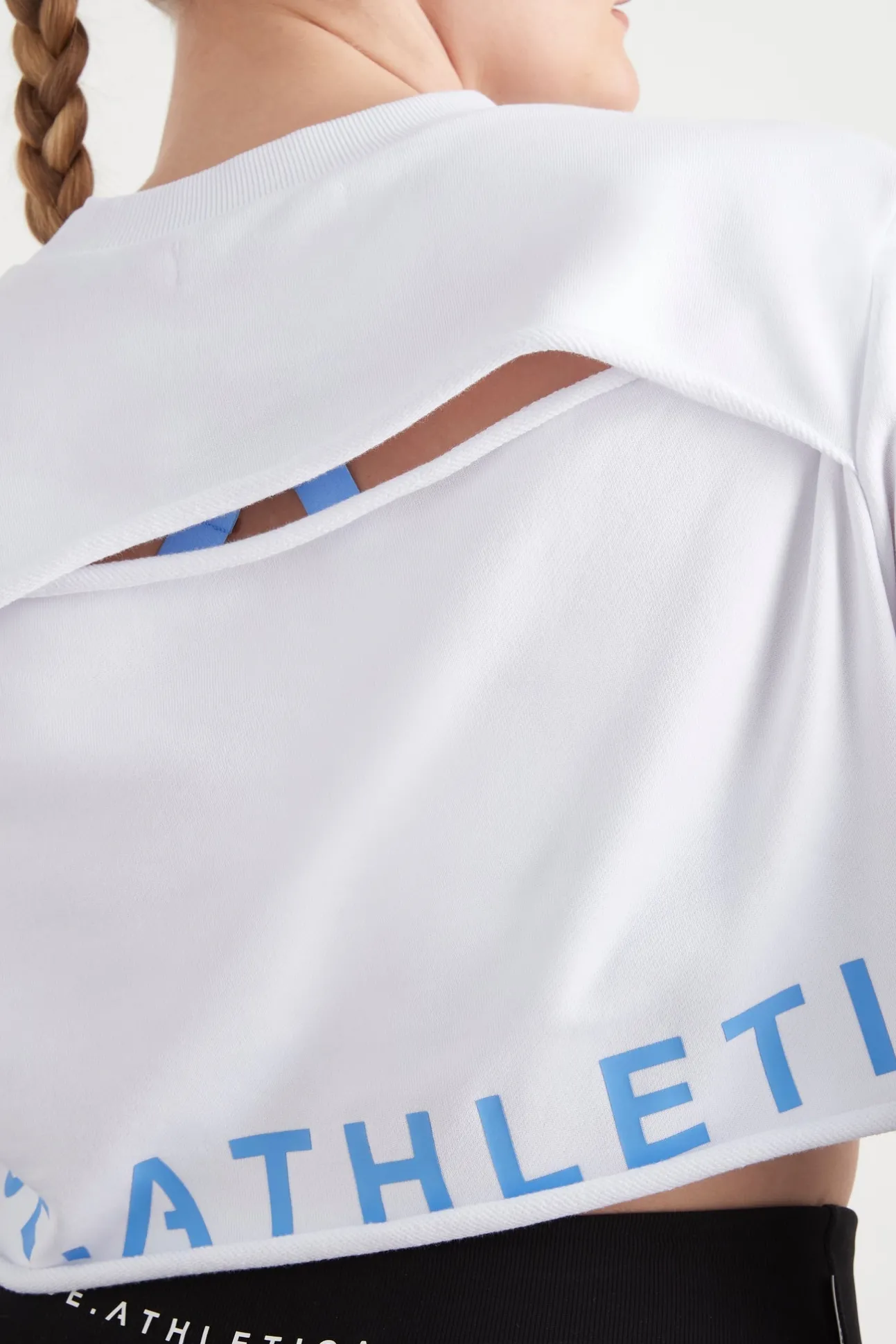 crop_cut_out_crew_jumper__12.webp Crop Cut Out Crew Jumper 416