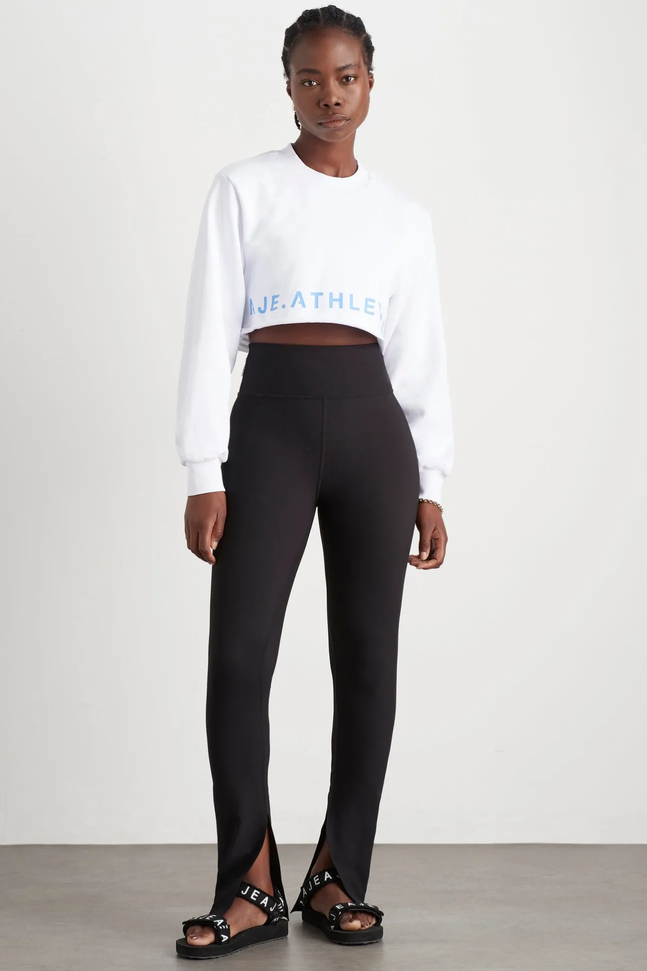 crop_cut_out_crew_jumper__2.webp Crop Cut Out Crew Jumper 416