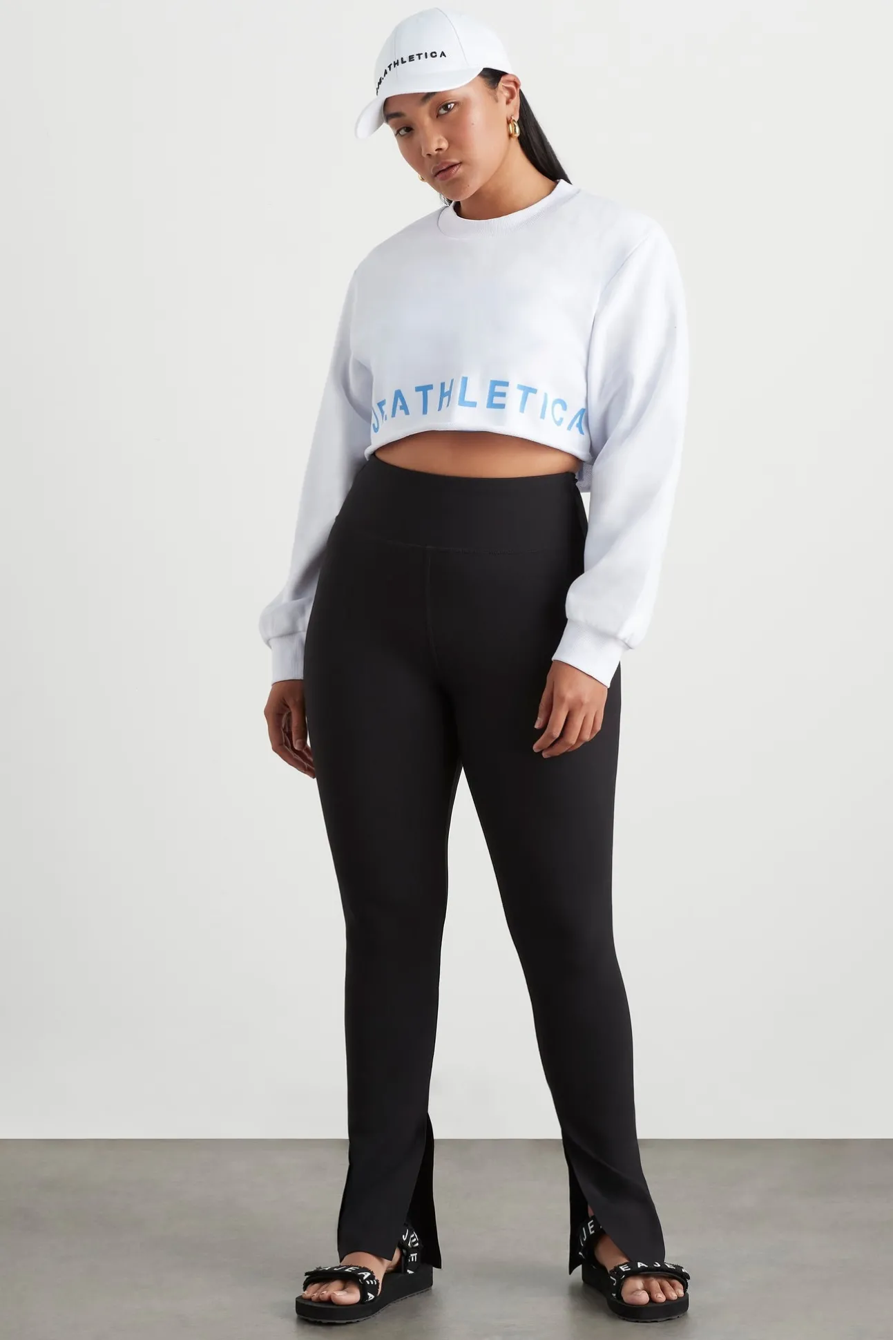crop_cut_out_crew_jumper__6.webp Crop Cut Out Crew Jumper 416