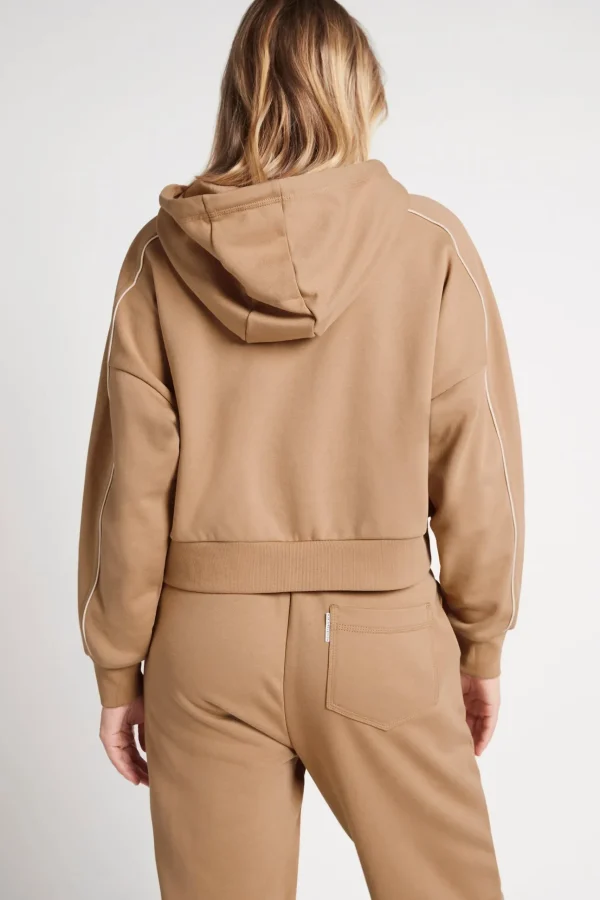 Cropped Essential Contrast Piping Hoodie 405