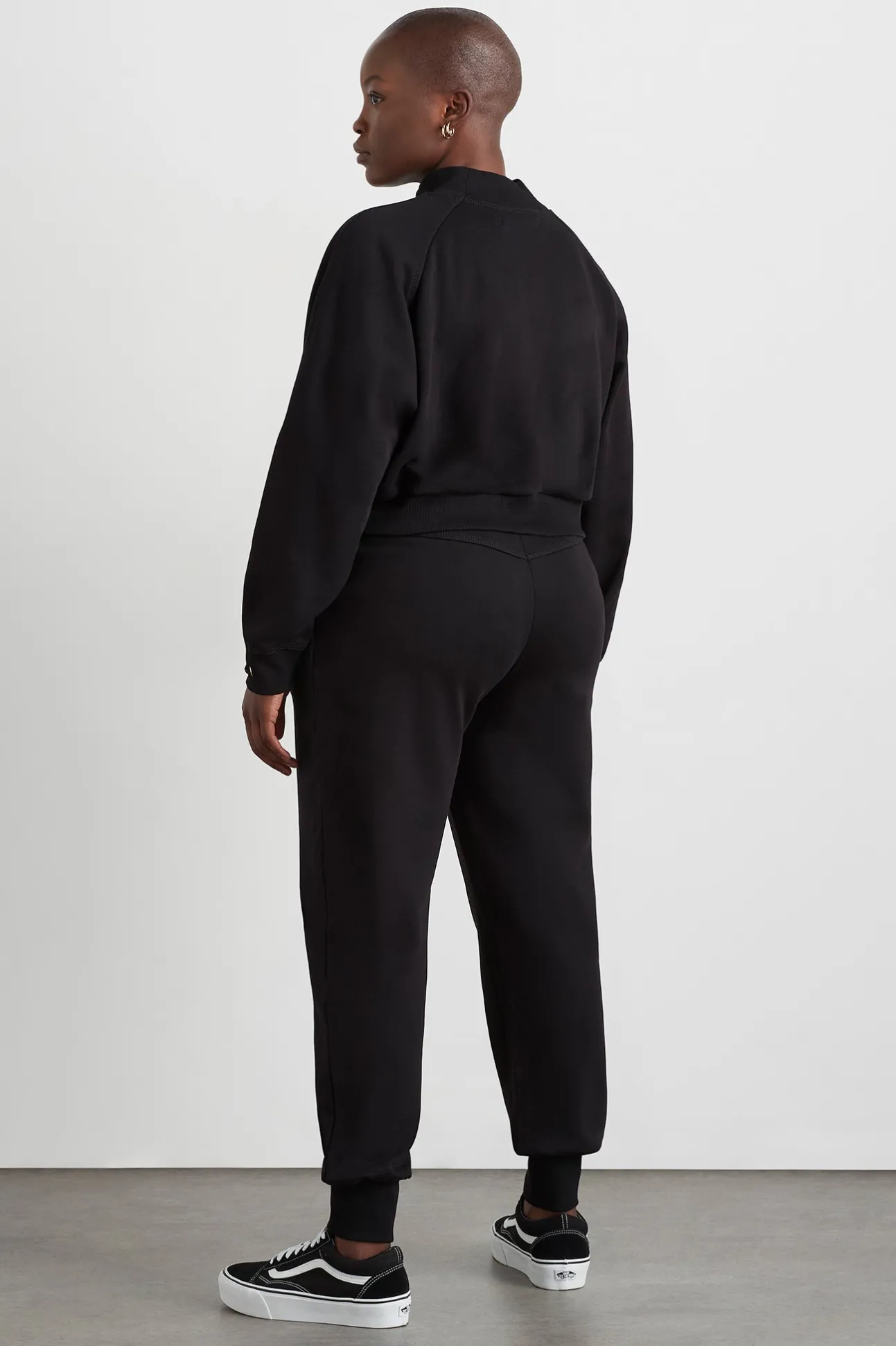 cropped_fleece_funnel_nec_10.webp Cropped Fleece Funnel Neck Jumper 408