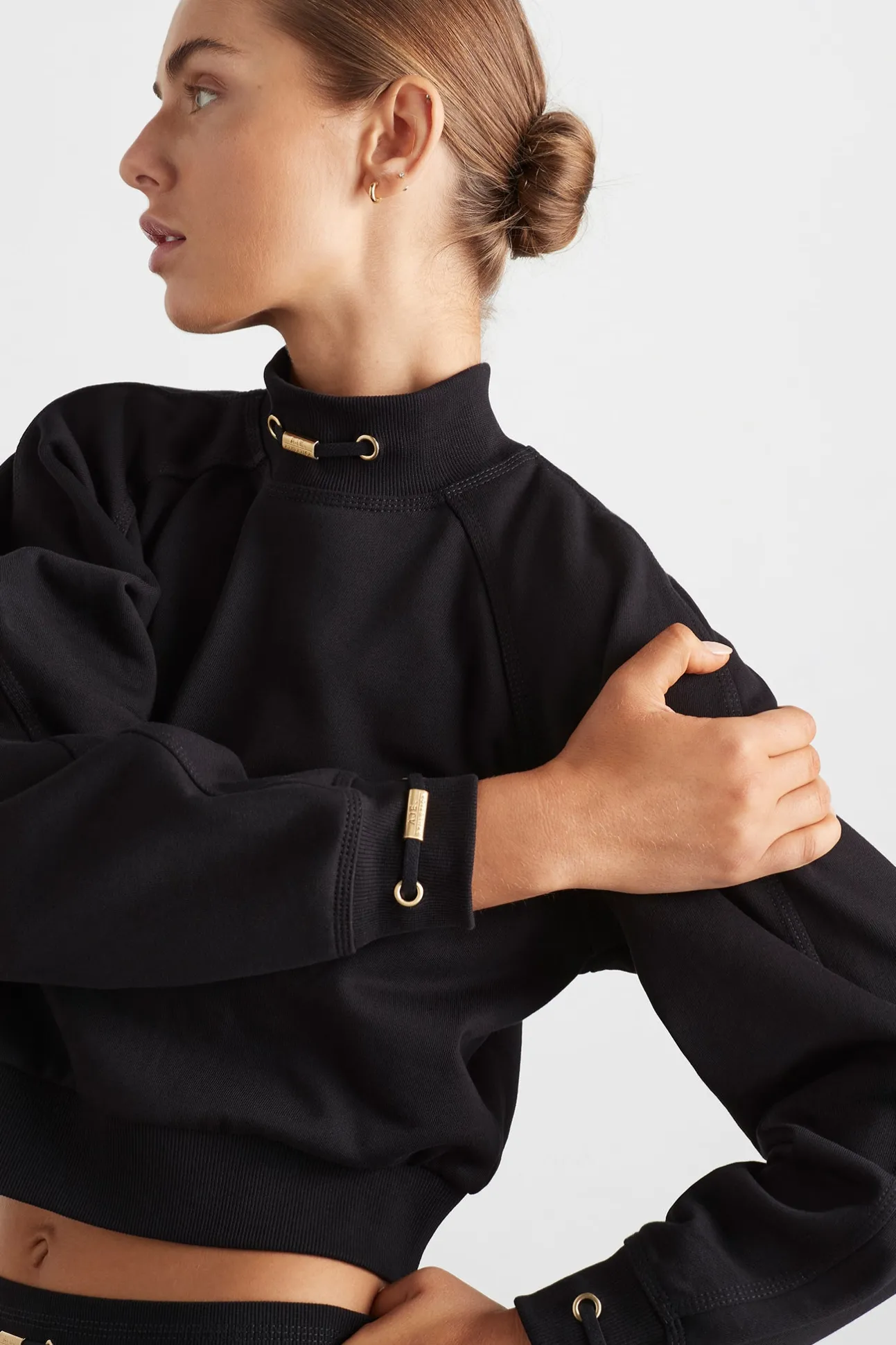 cropped_fleece_funnel_nec_4.webp Cropped Fleece Funnel Neck Jumper 408