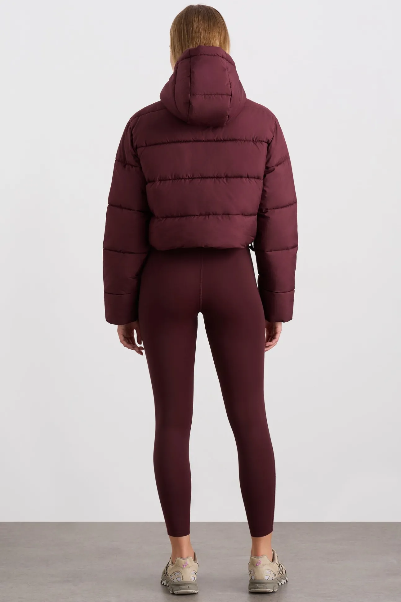 cropped_hooded_puffer_jac_6.webp Cropped Hooded Puffer Jacket 764