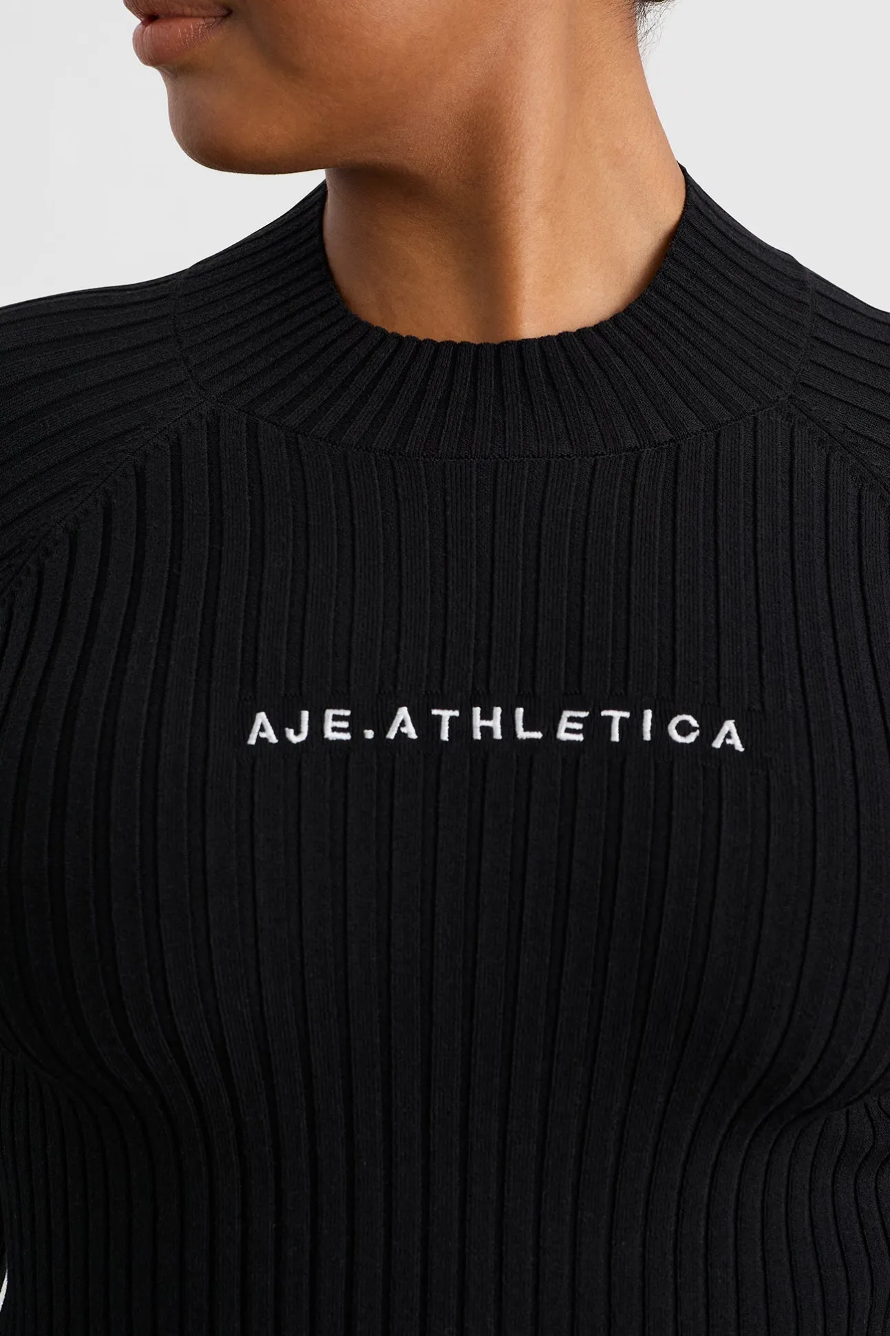 cropped_knitted_long_slee_12.webp Cropped Knitted Long Sleeve Top 437
