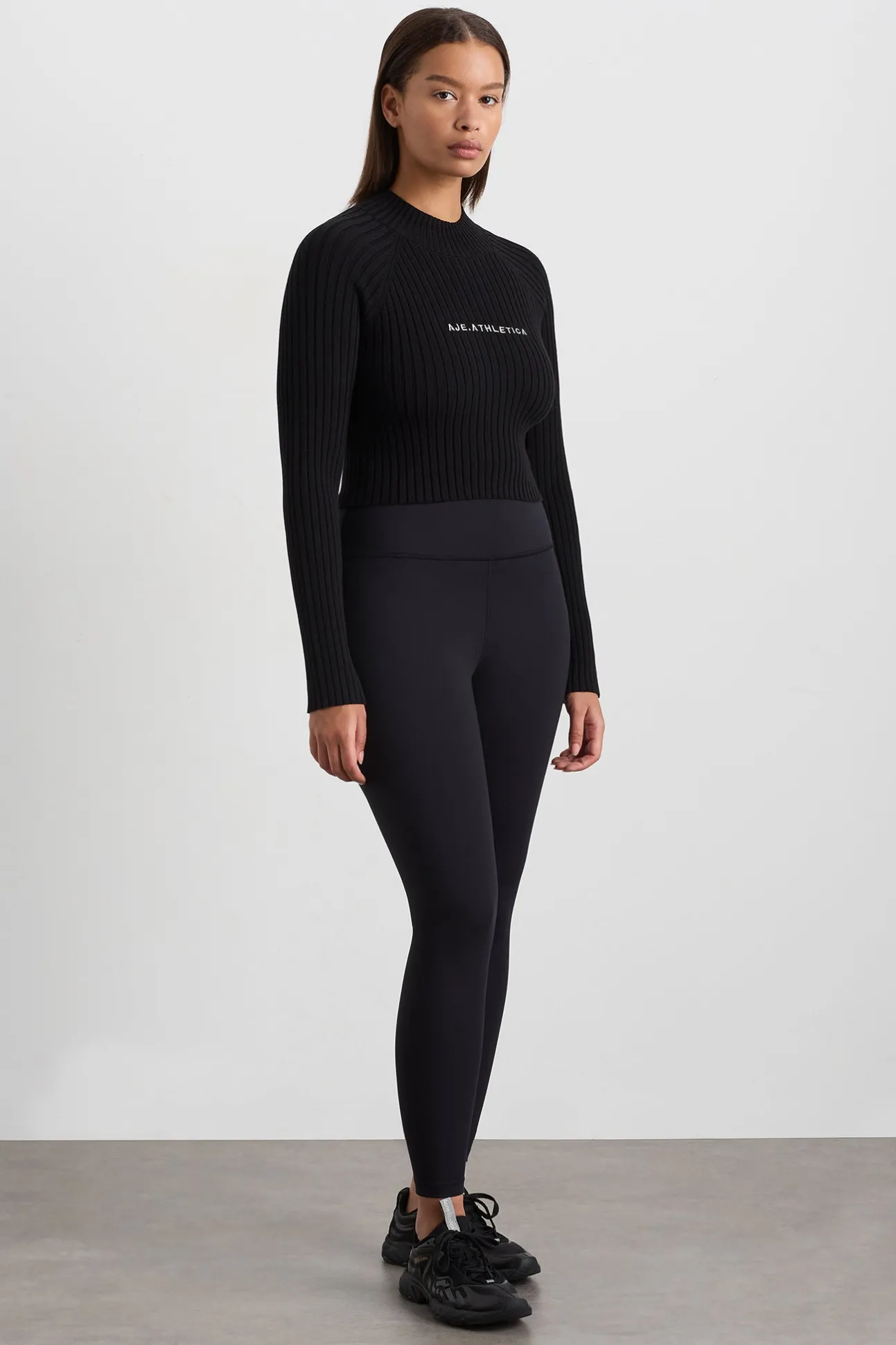 cropped_knitted_long_slee_6.webp Cropped Knitted Long Sleeve Top 437
