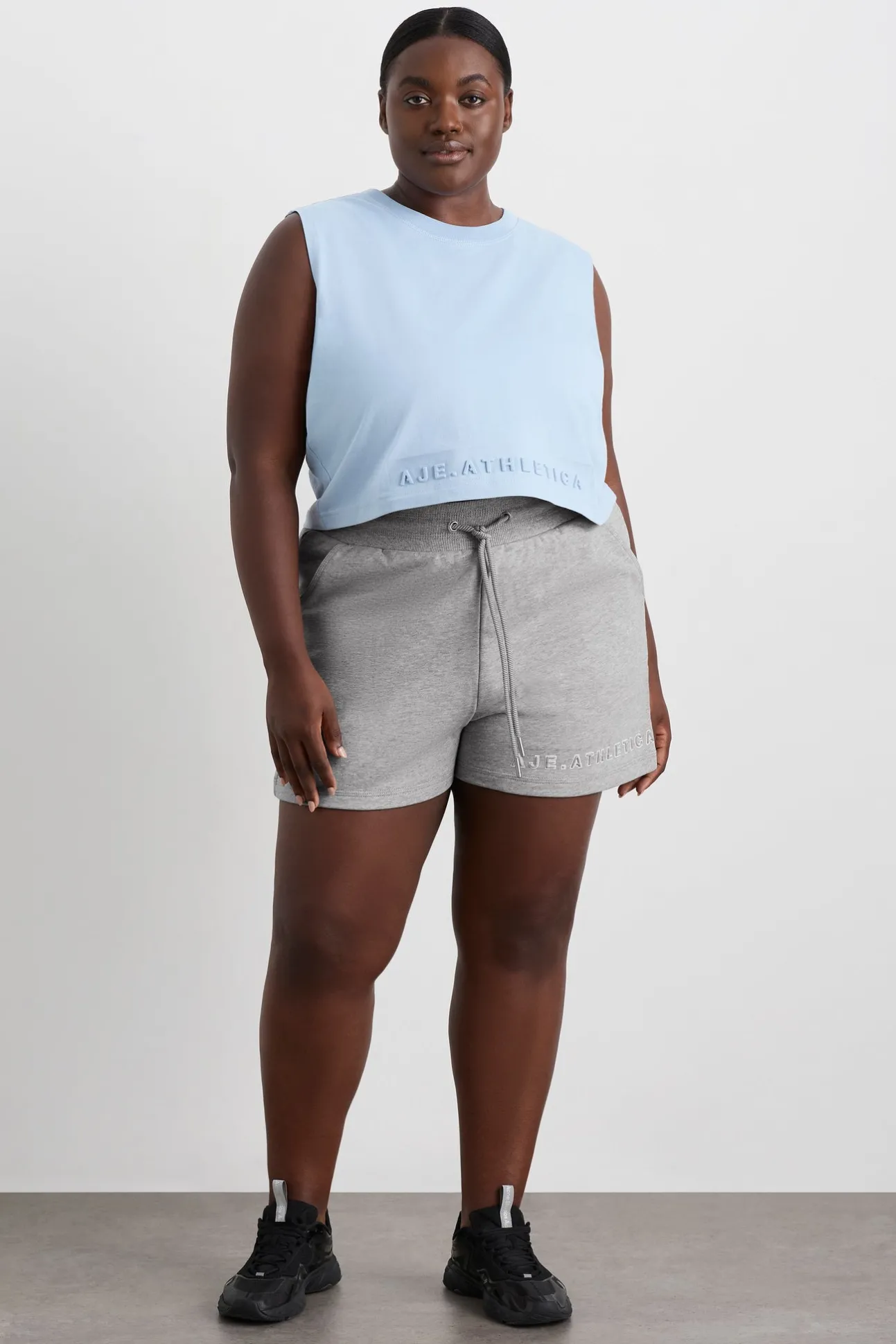cropped_logo_tank__11.webp Cropped Logo Tank 106