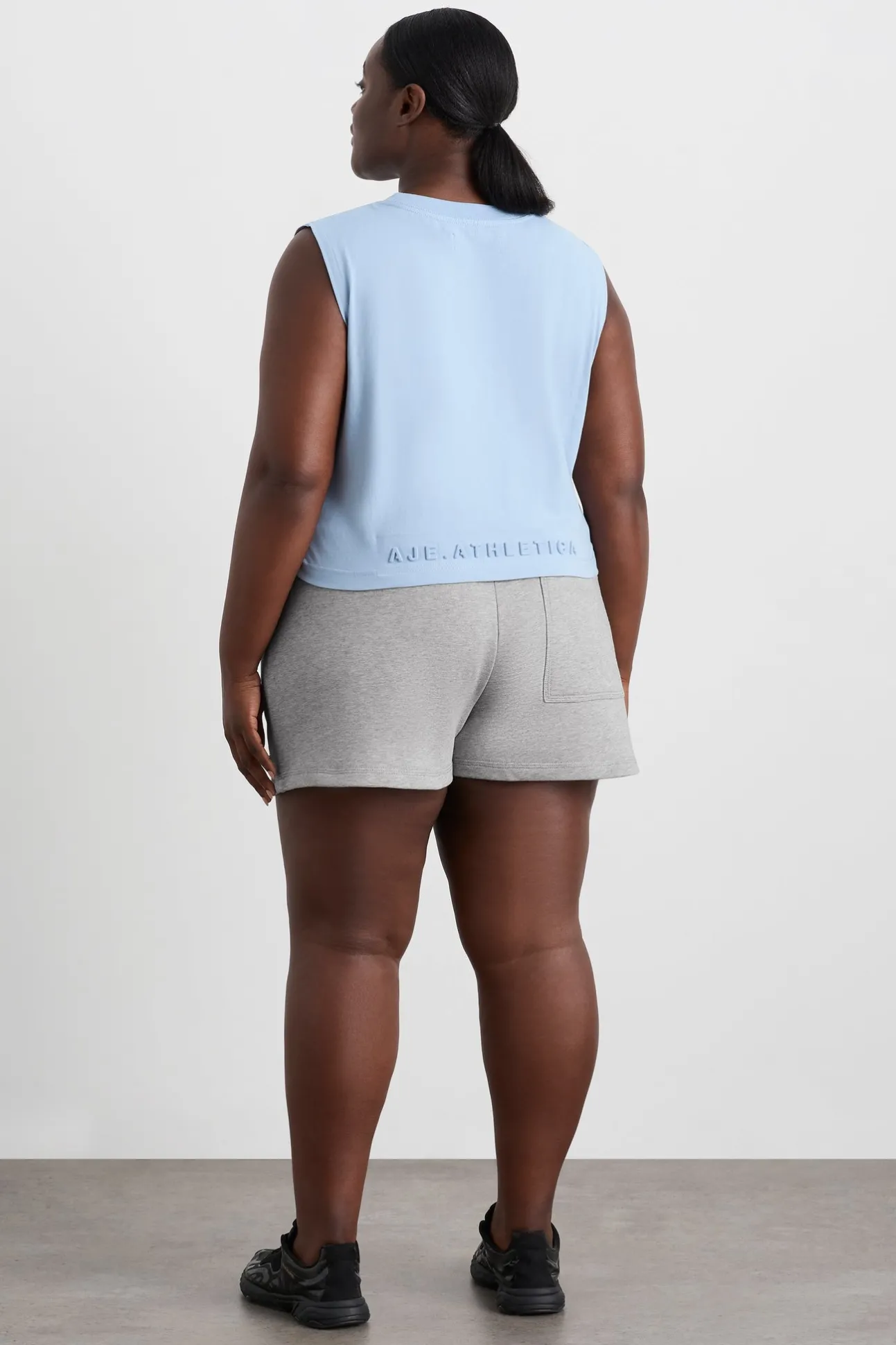 cropped_logo_tank__14.webp Cropped Logo Tank 106