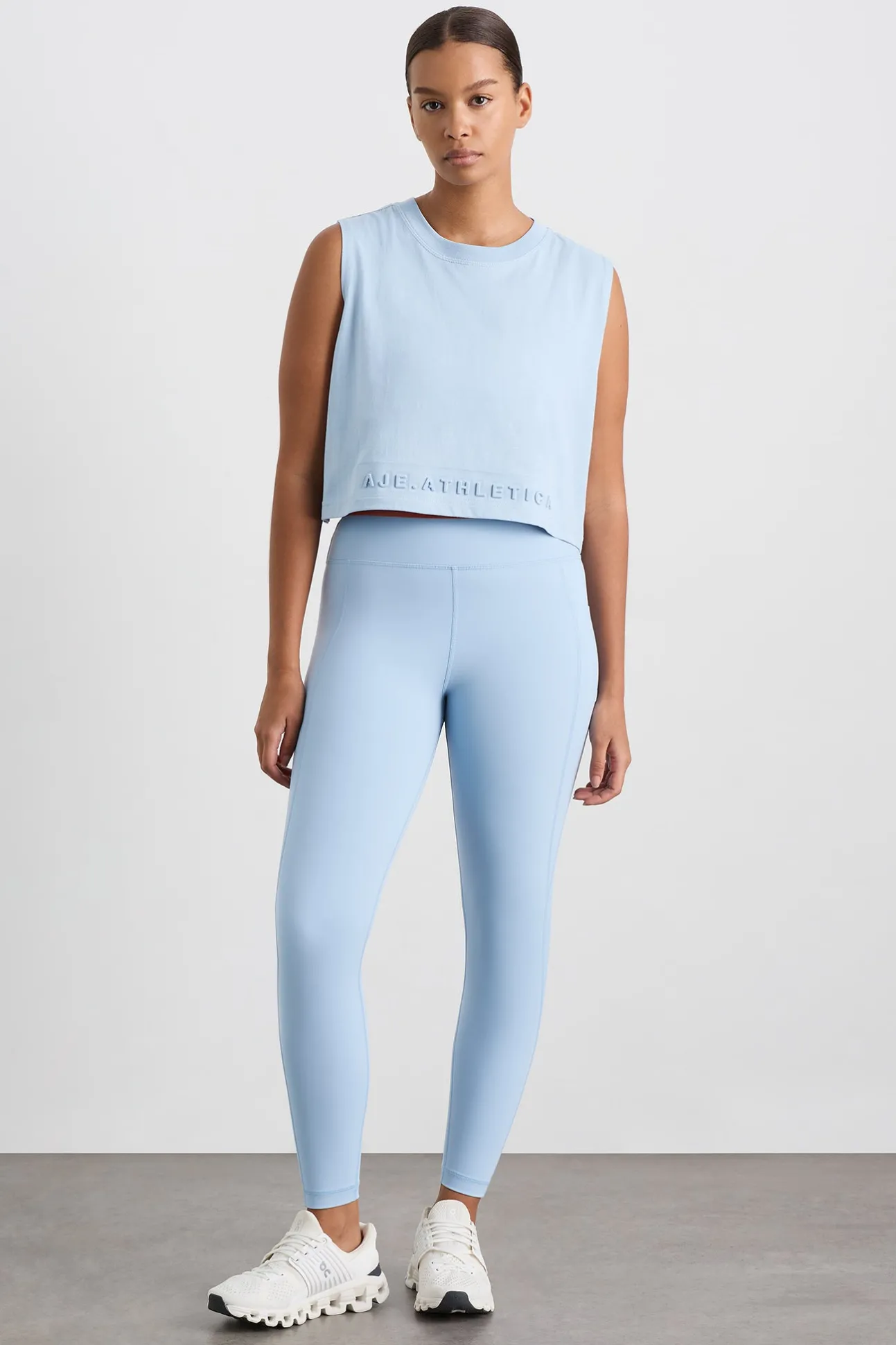 cropped_logo_tank__6.webp Cropped Logo Tank 106