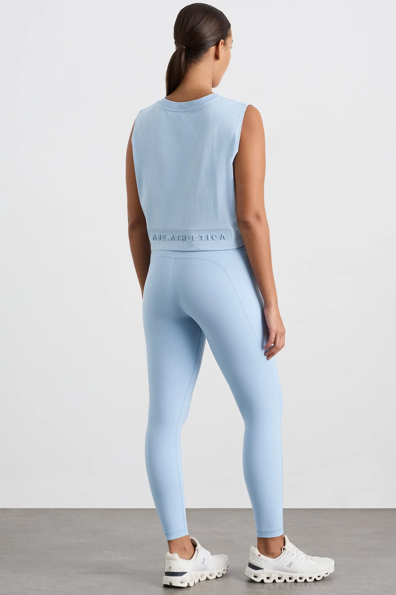 cropped_logo_tank__9.webp Cropped Logo Tank 106