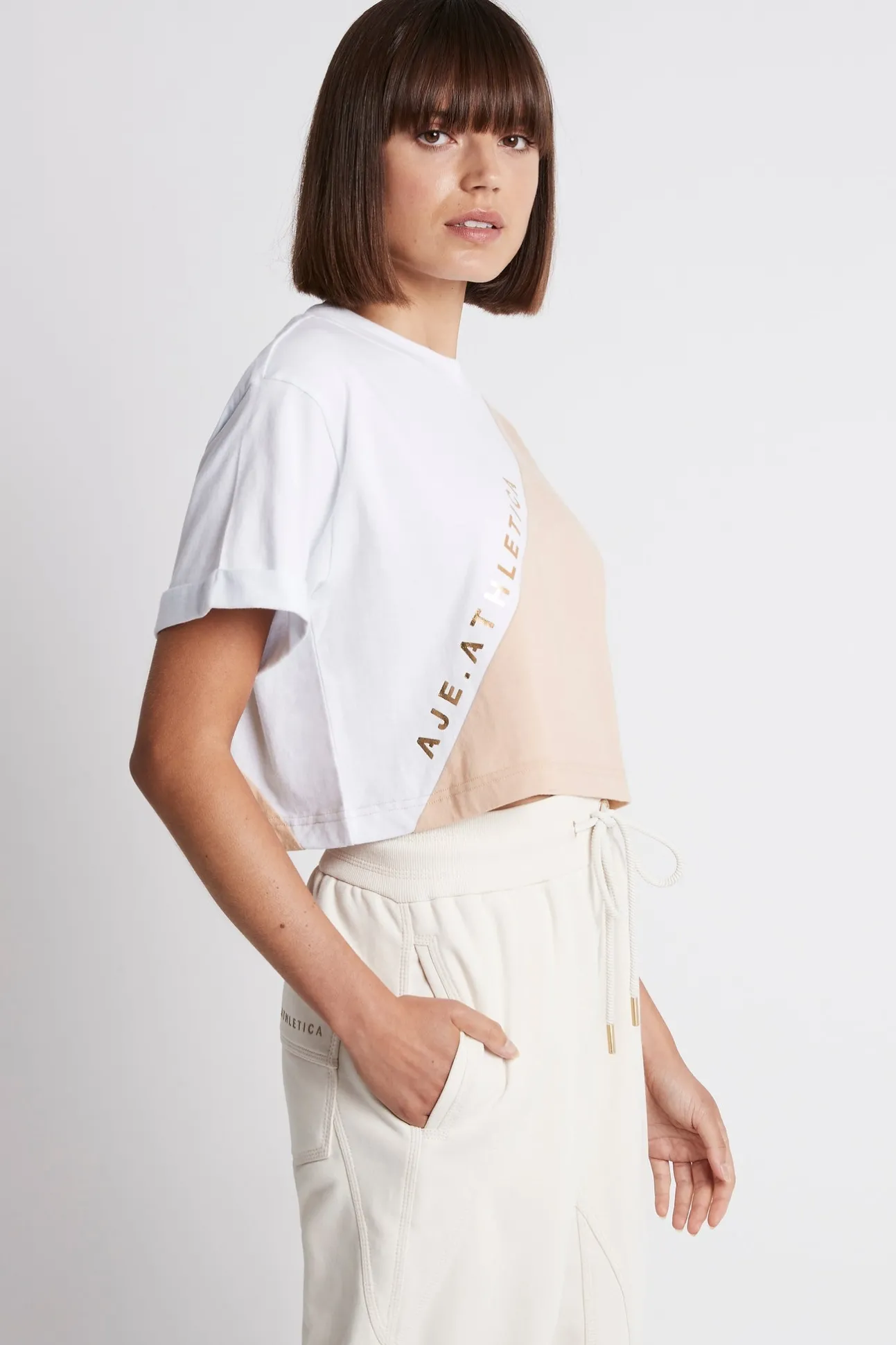 cropped_signature_logo_ts_3.webp Cropped Signature Logo T-Shirt 105