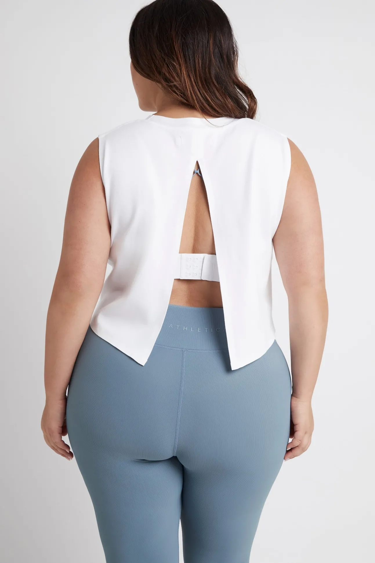 cropped_split_back_tank__15-1.webp Cropped Split Back Tank 112