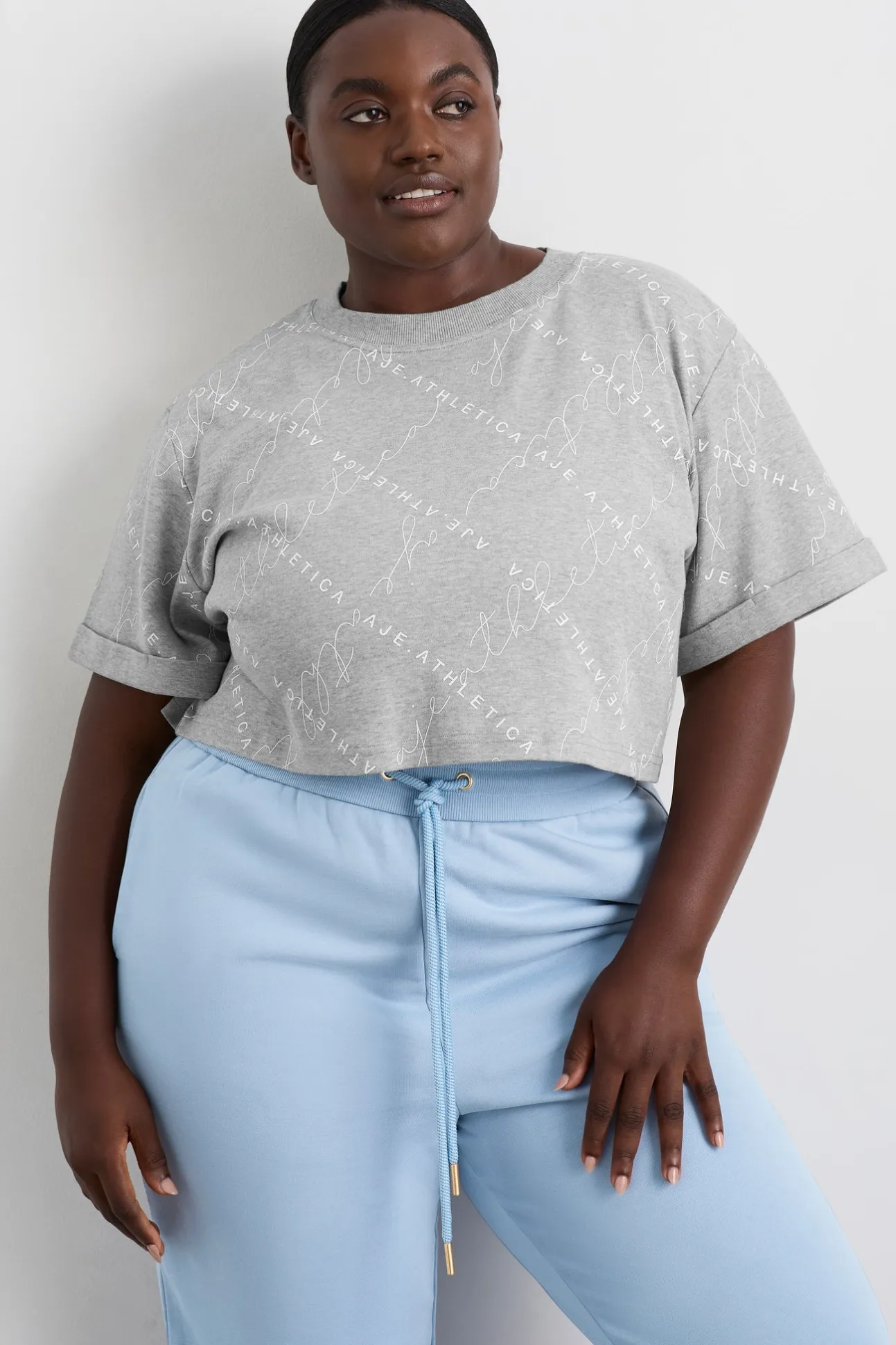 cropped_tee__10-2.webp Cropped Tee 105