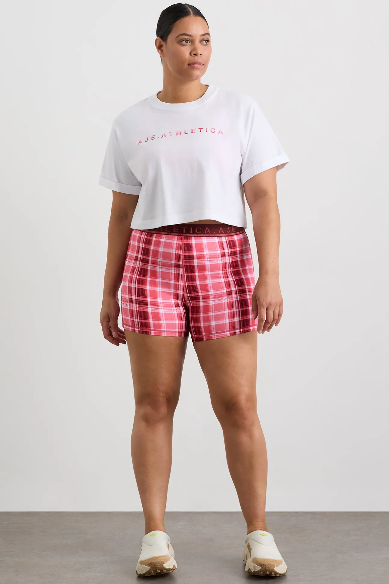 cropped_tee__12.webp Cropped Tee 105