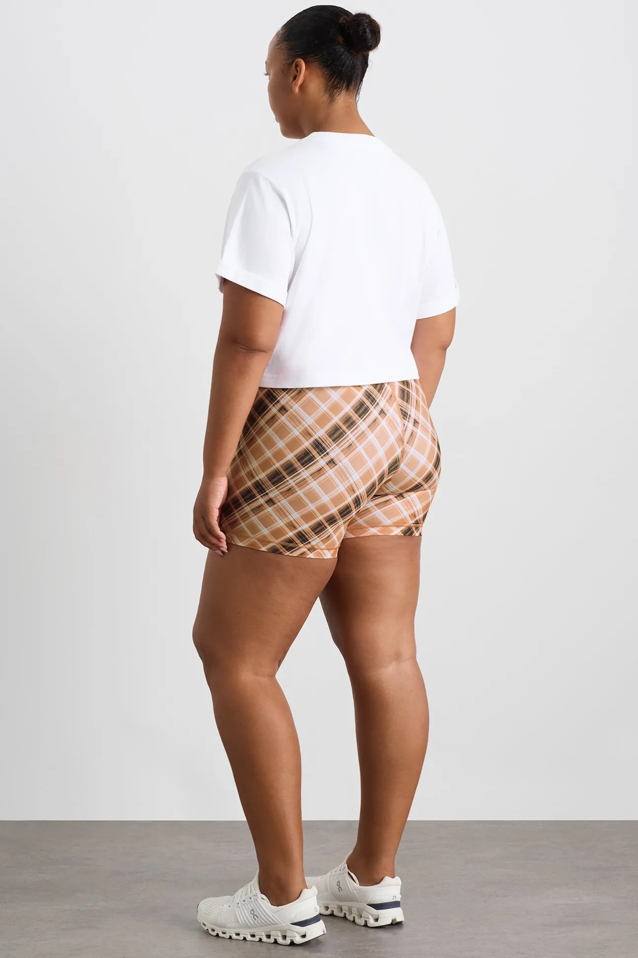 cropped_tee__15-1.webp Cropped Tee 105